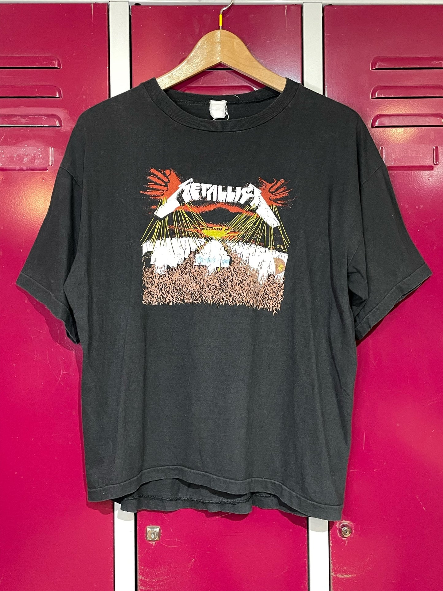 VINTAGE 90s METALLICA "MASTER OF PUPPETS" MUSIC BAND T-SHIRT SZ: M