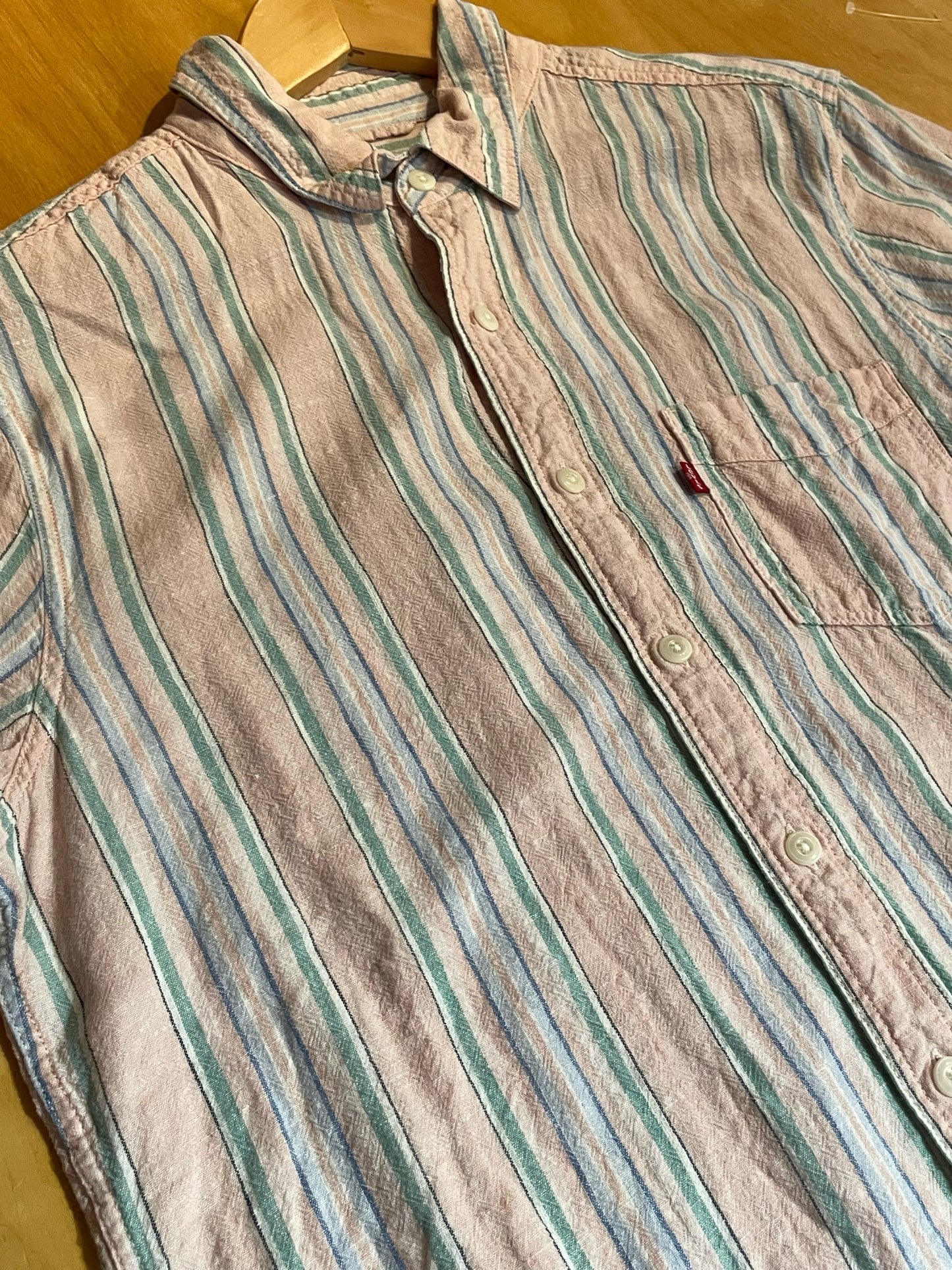 LEVI'S LINE SHORT SLEEVES SHIRT SZ: S