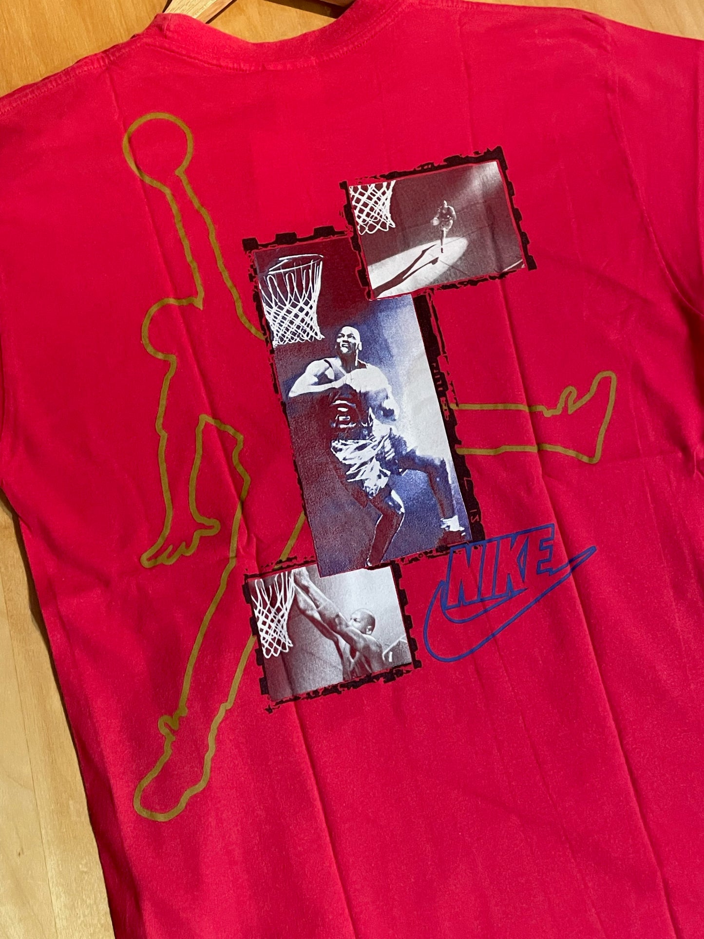 VINTAGE 90s NIKE AIR JORDAN "BACK PICTURES" NBA T-SHIRT SZ: M