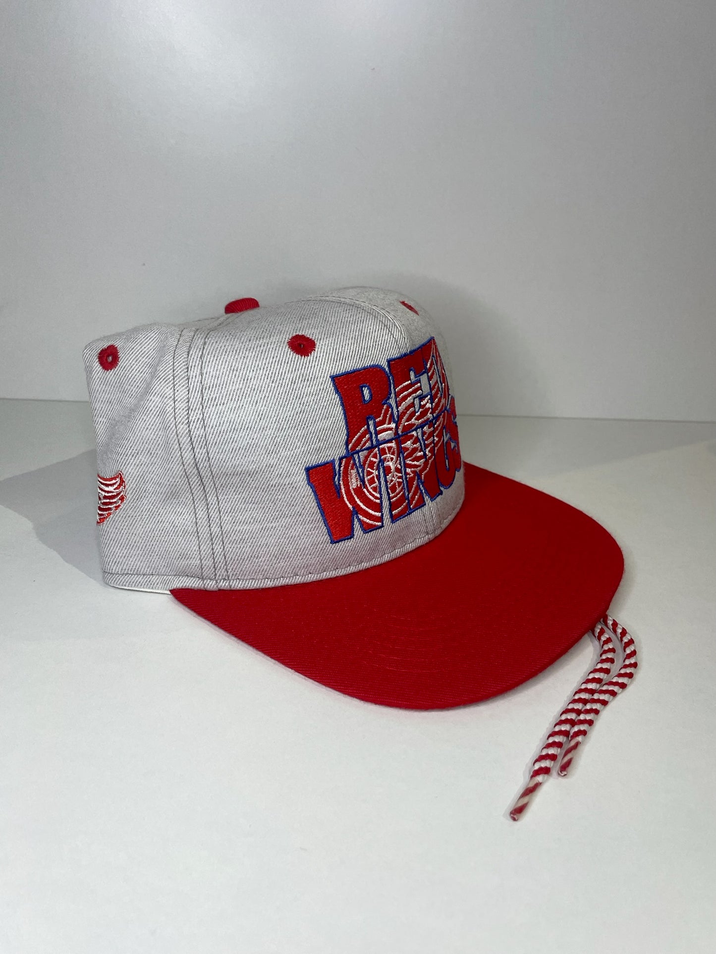 VINTAGE 90s DETROIT RED WINGS #1 APPAREL DRAWSTRING CAP HAT