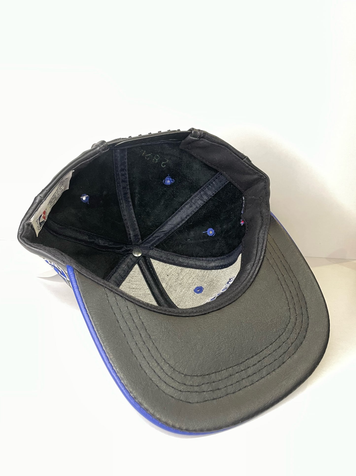 VINTAGE 90s MINNESOTA TIMBERWOLVES J.H DESIGN SNAPBACK CAP HAT