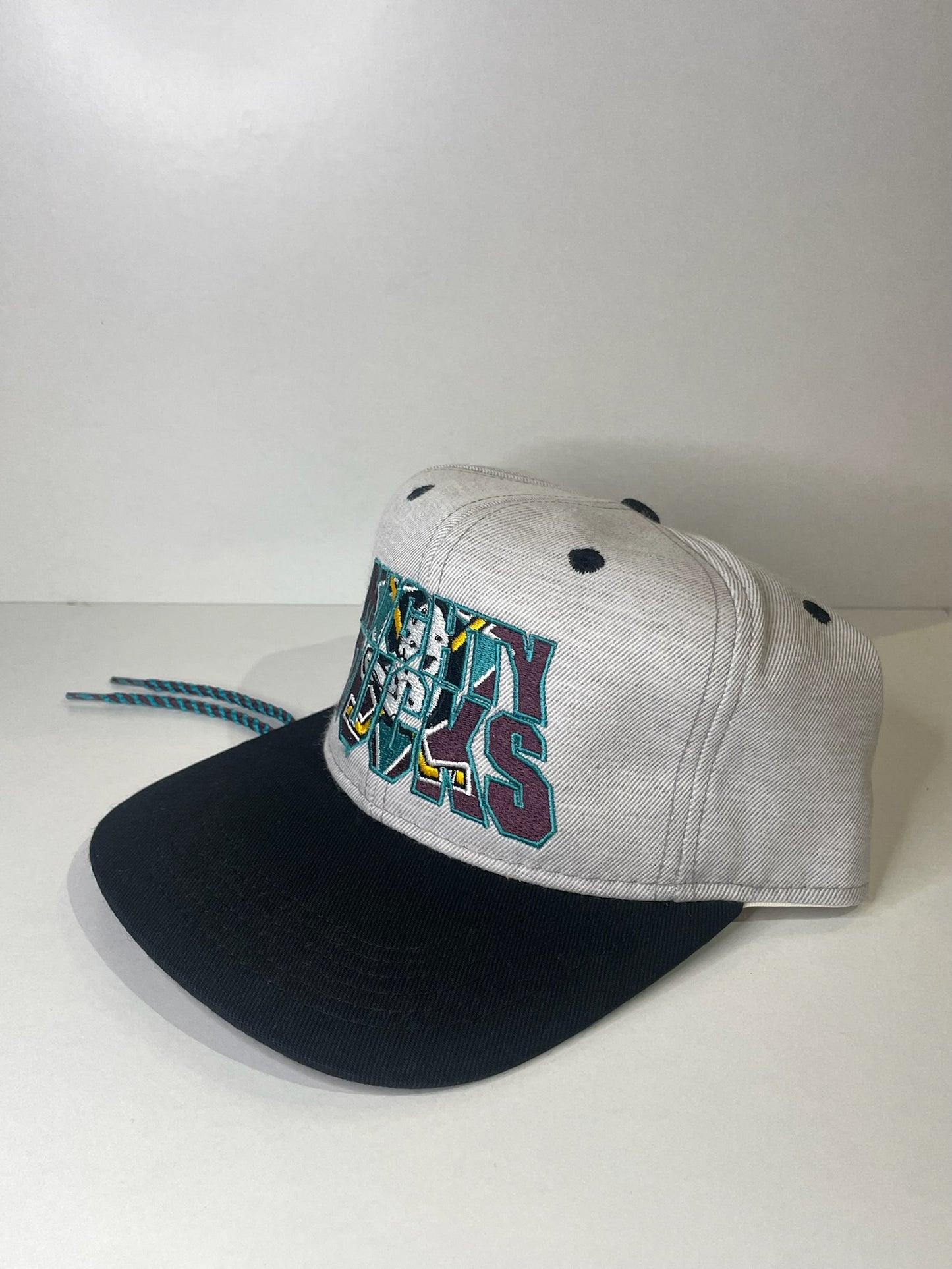 VINTAGE 90s MIGHTY DUCKS #1 APPAREL DRAWSTRING CAP HAT