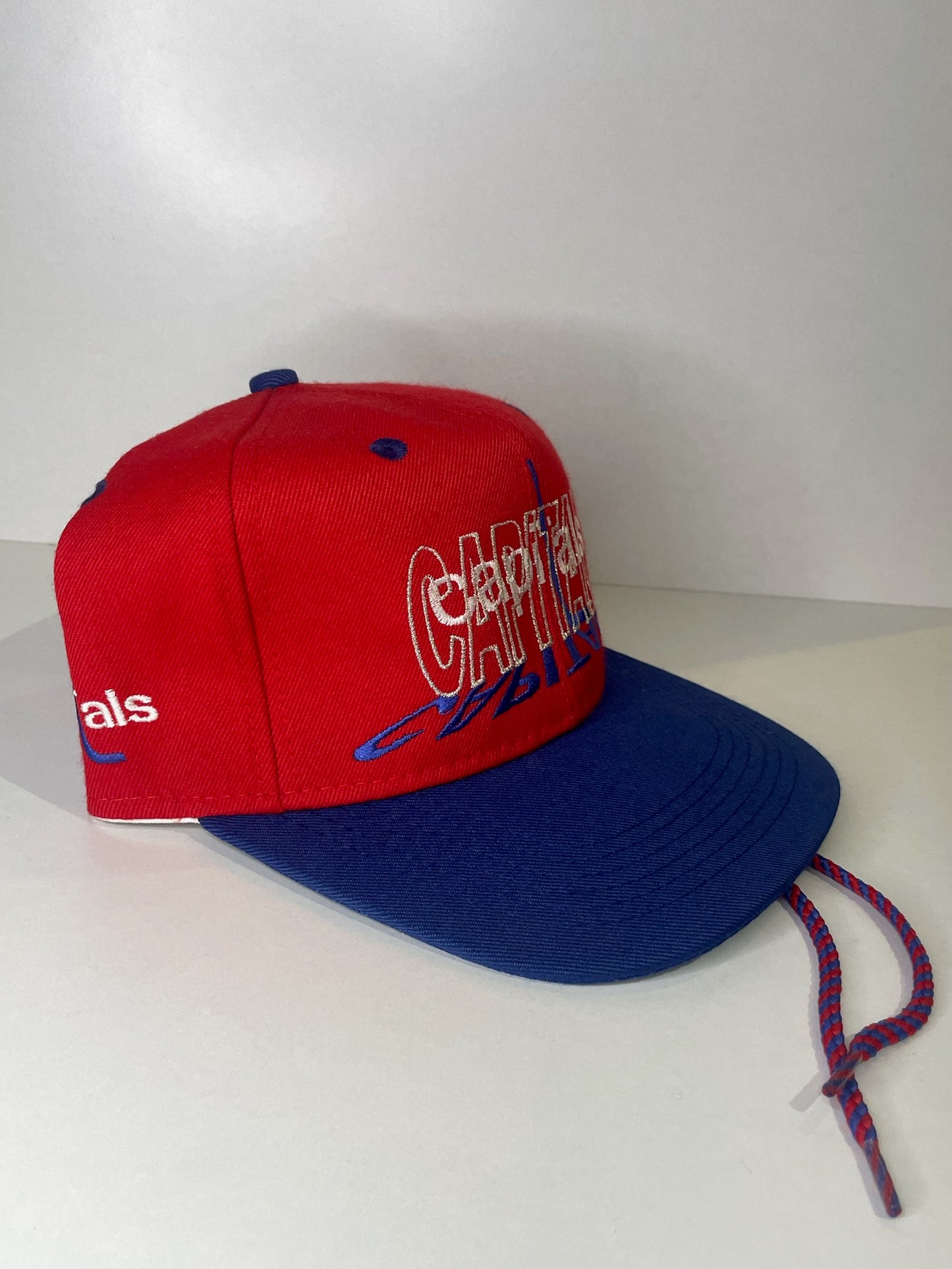 VINTAGE 90s WASHINGTON CAPITALS #1 APPAREL DRAWSTRING CAP HAT