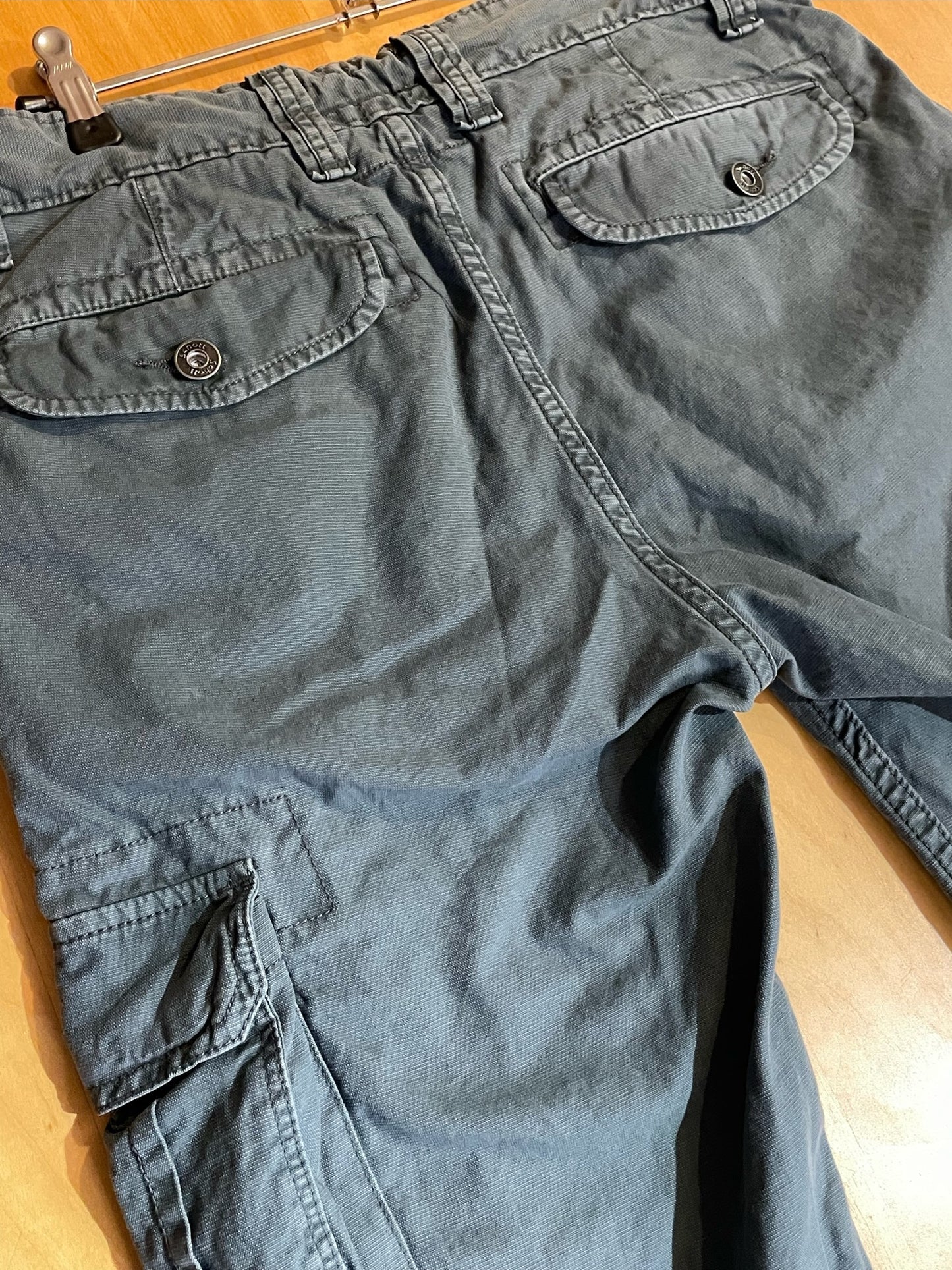 SCHOTT BROS. CARGO SHORTS SZ: 31