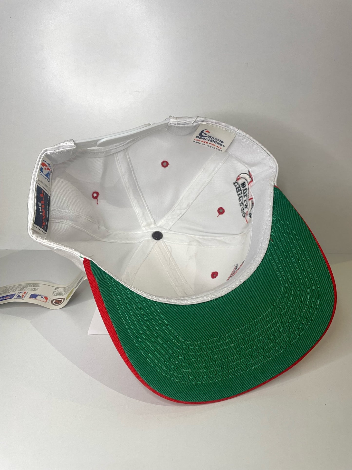 "DS" VINTAGE 90s CHICAGO BULLS SPORTS SPECIALTIES SCRIPT SNAPBACK HAT