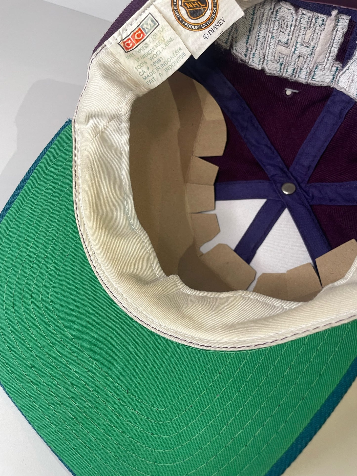VINTAGE 90s MIGHTY DUCKS "DISNEY" CCM SNAPBACK CAP HAT
