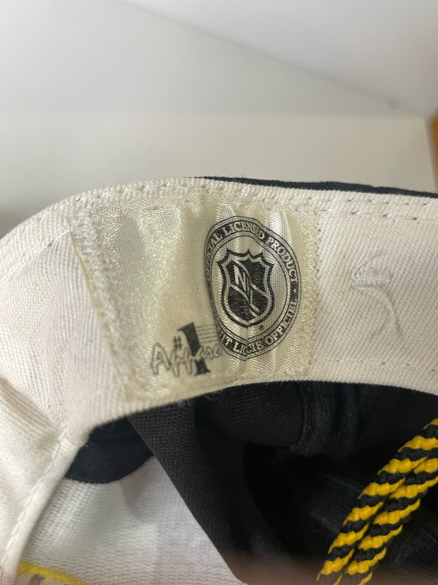 VINTAGE 90s BOSTON BRUINS #1 APPAREL DRAWSTRING CAP HAT
