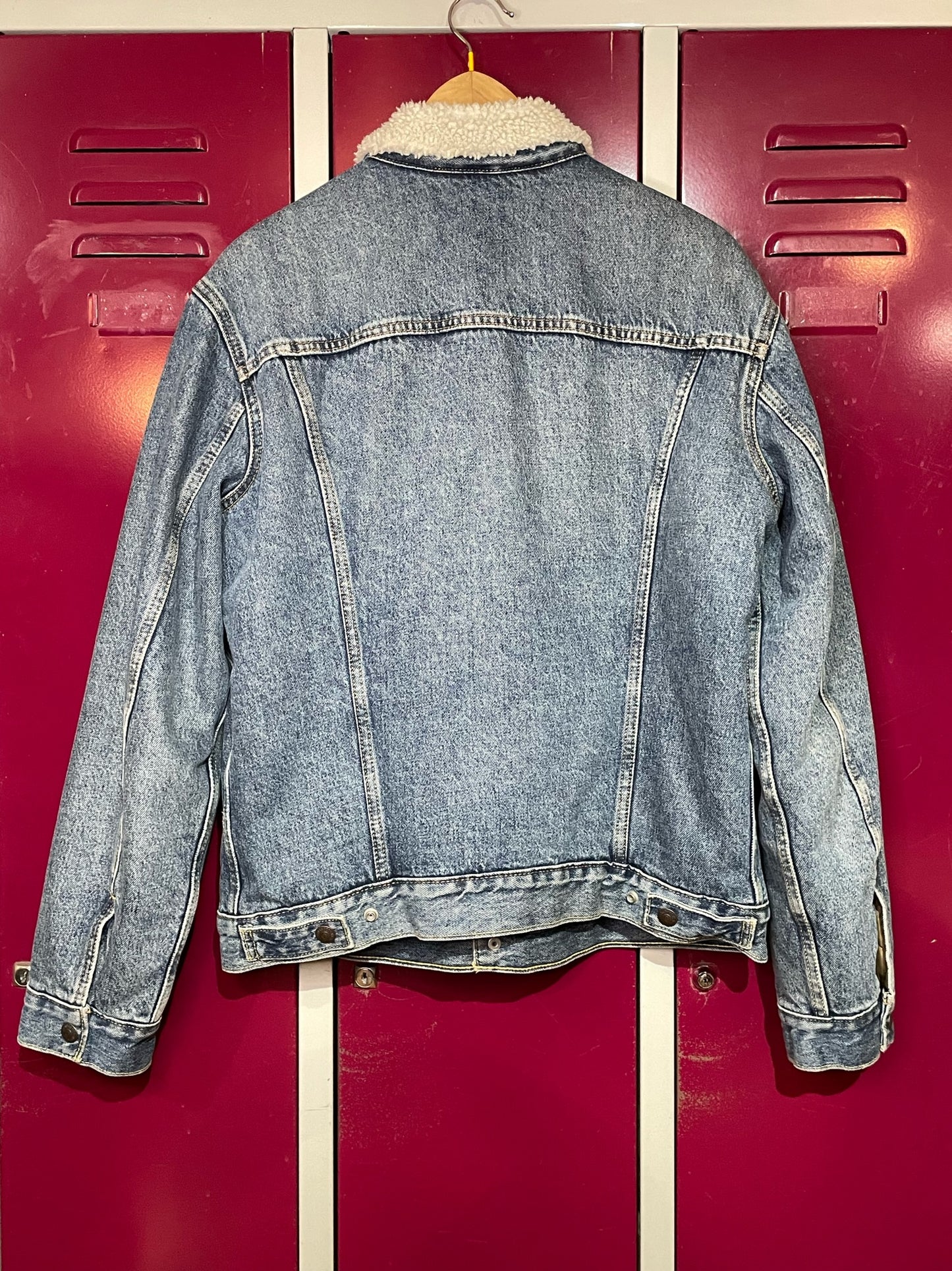 LEVI'S SHERPA DENIM JACKET SZ: M