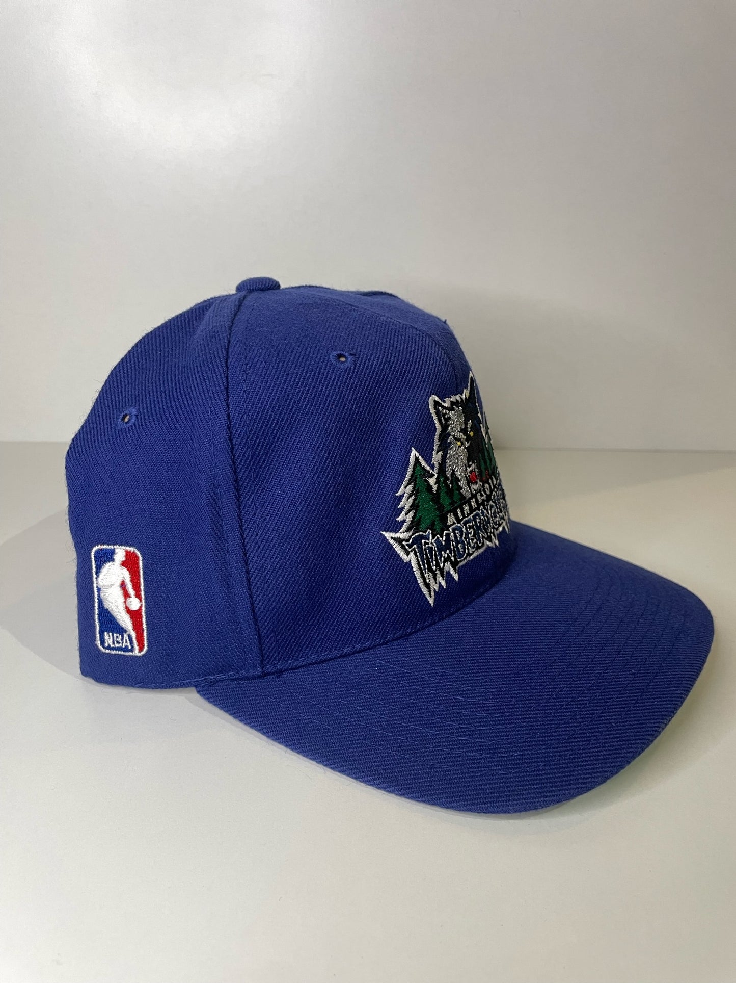VINTAGE 90s MINNESOTA TIMBERWOLVES SPORTS SPECIALTIES SNAPBACK CAP HAT