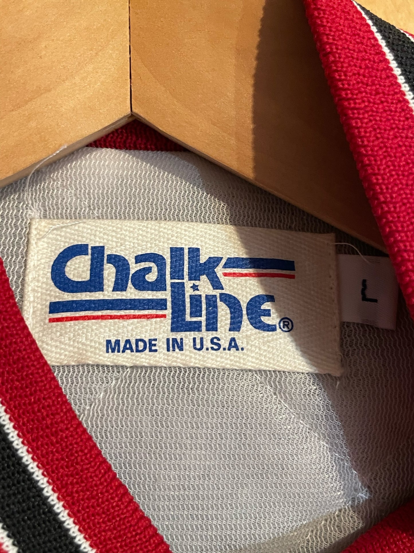 VINTAGE 1992 CHALK LINE CHICAGO BULLS "HOT HOOPS" SATIN JACKET SZ: L