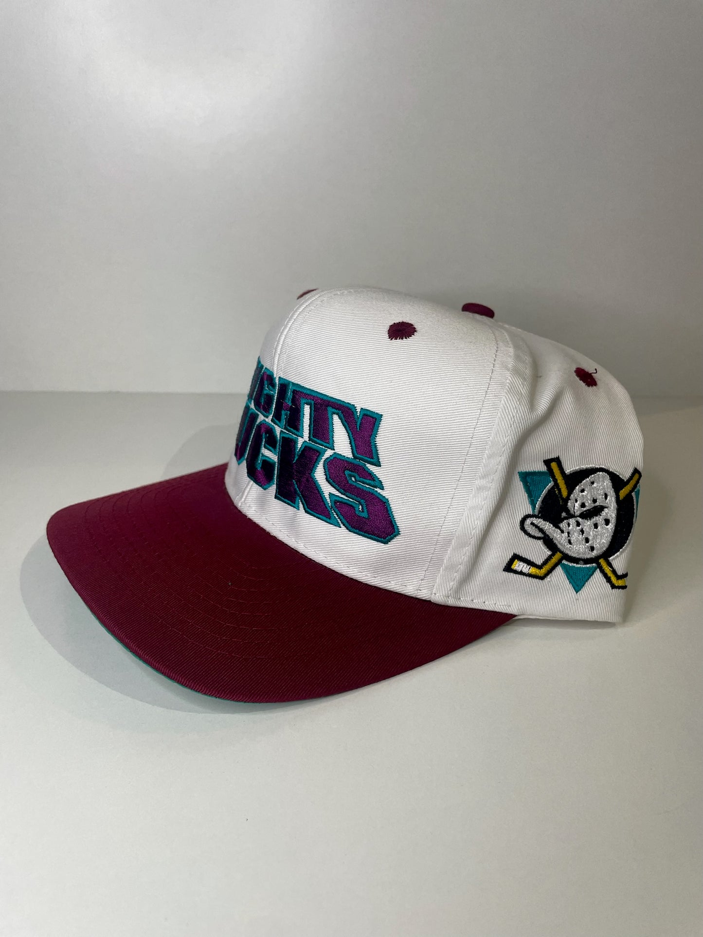 VINTAGE 90s MIGHTY DUCKS R.O.C SNAPBACK CAP HAT