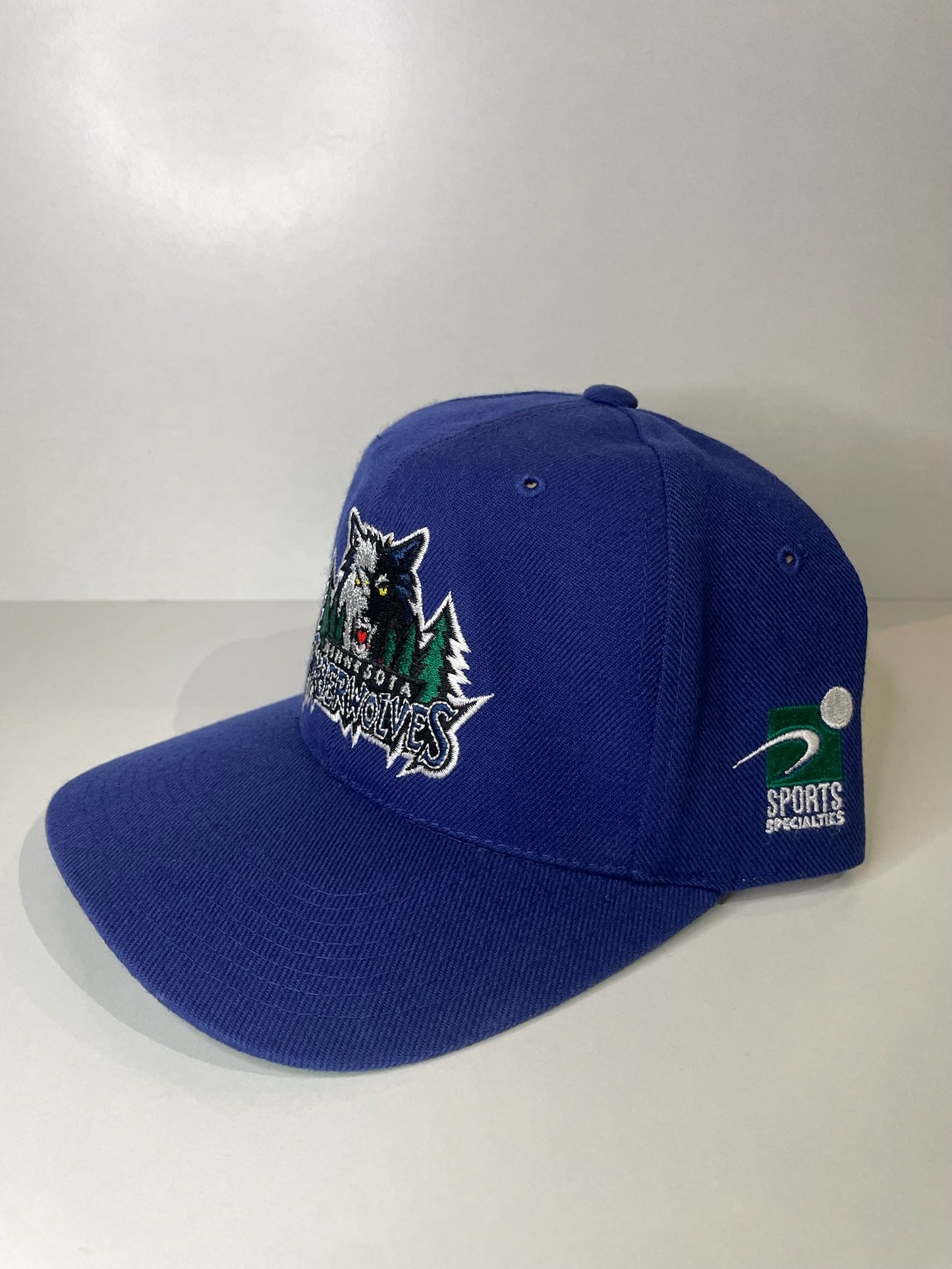 VINTAGE 90s MINNESOTA TIMBERWOLVES SPORTS SPECIALTIES SNAPBACK CAP HAT