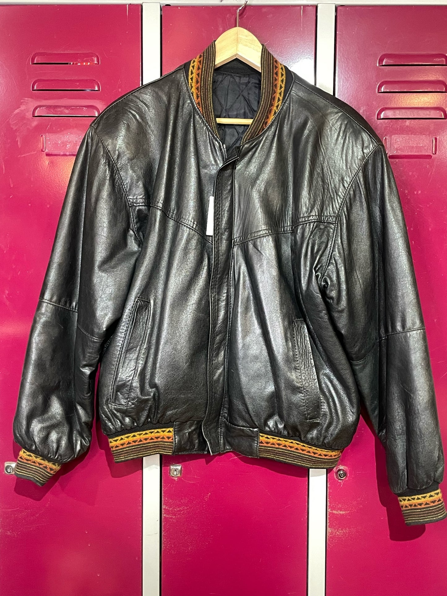 VINTAGE 80s BOMBER LEATHER JACKET SZ: S/M