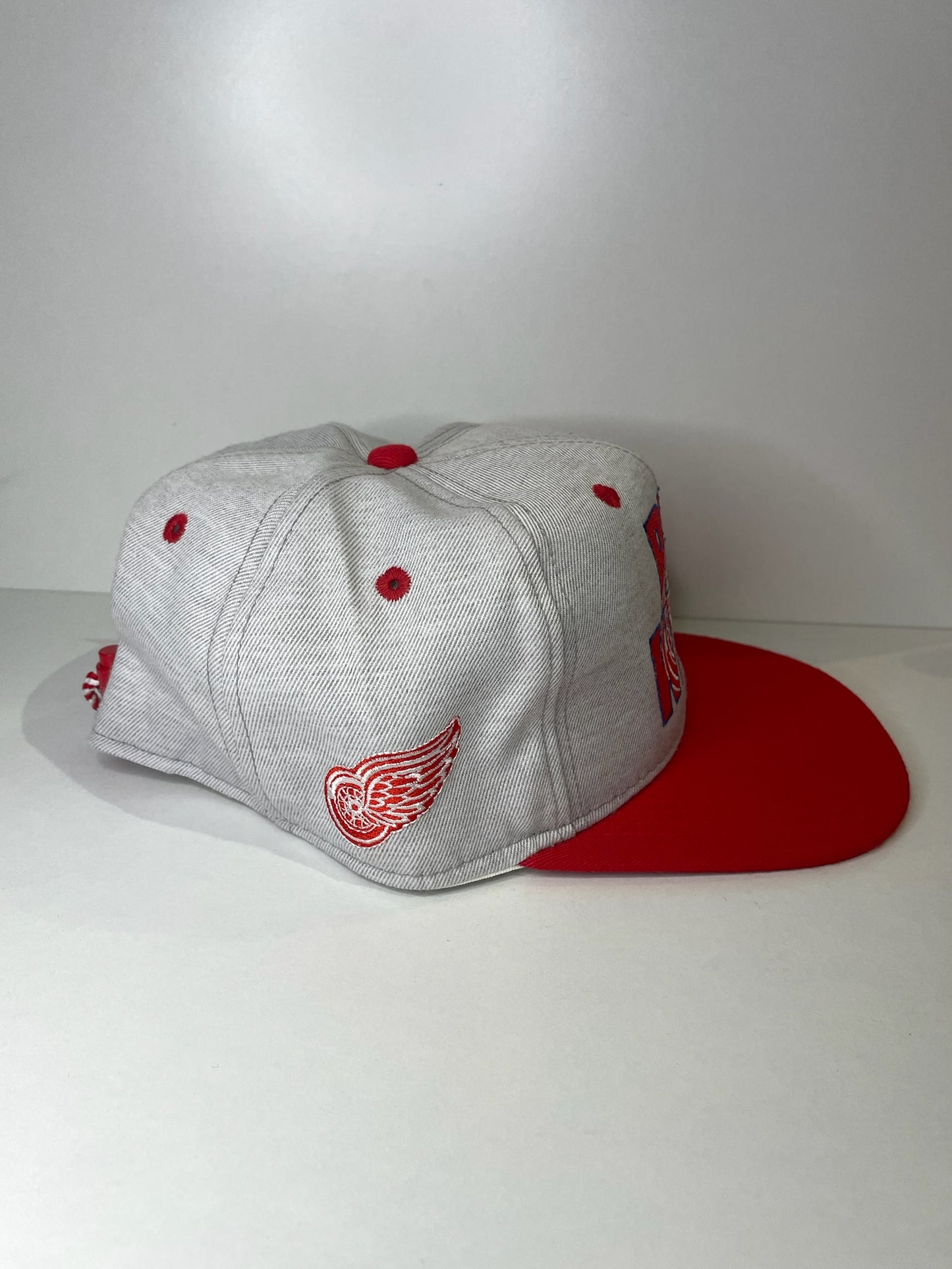 VINTAGE 90s DETROIT RED WINGS #1 APPAREL DRAWSTRING CAP HAT