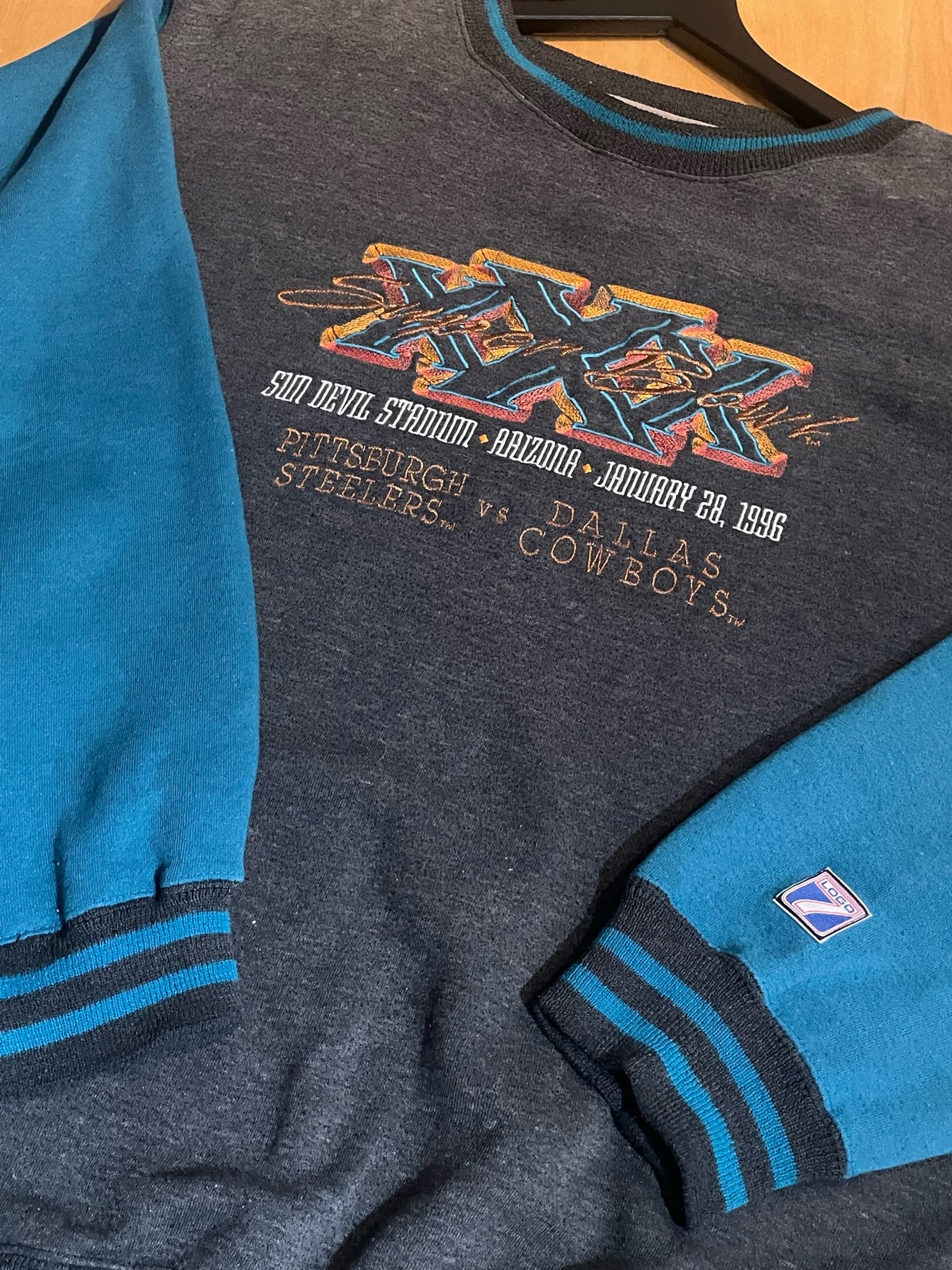 VINTAGE 1996 STEELERS COWBOYS "SUPER BOWL XXX" LOGO 7 CREWNECK SWEATSHIRT SZ: XL