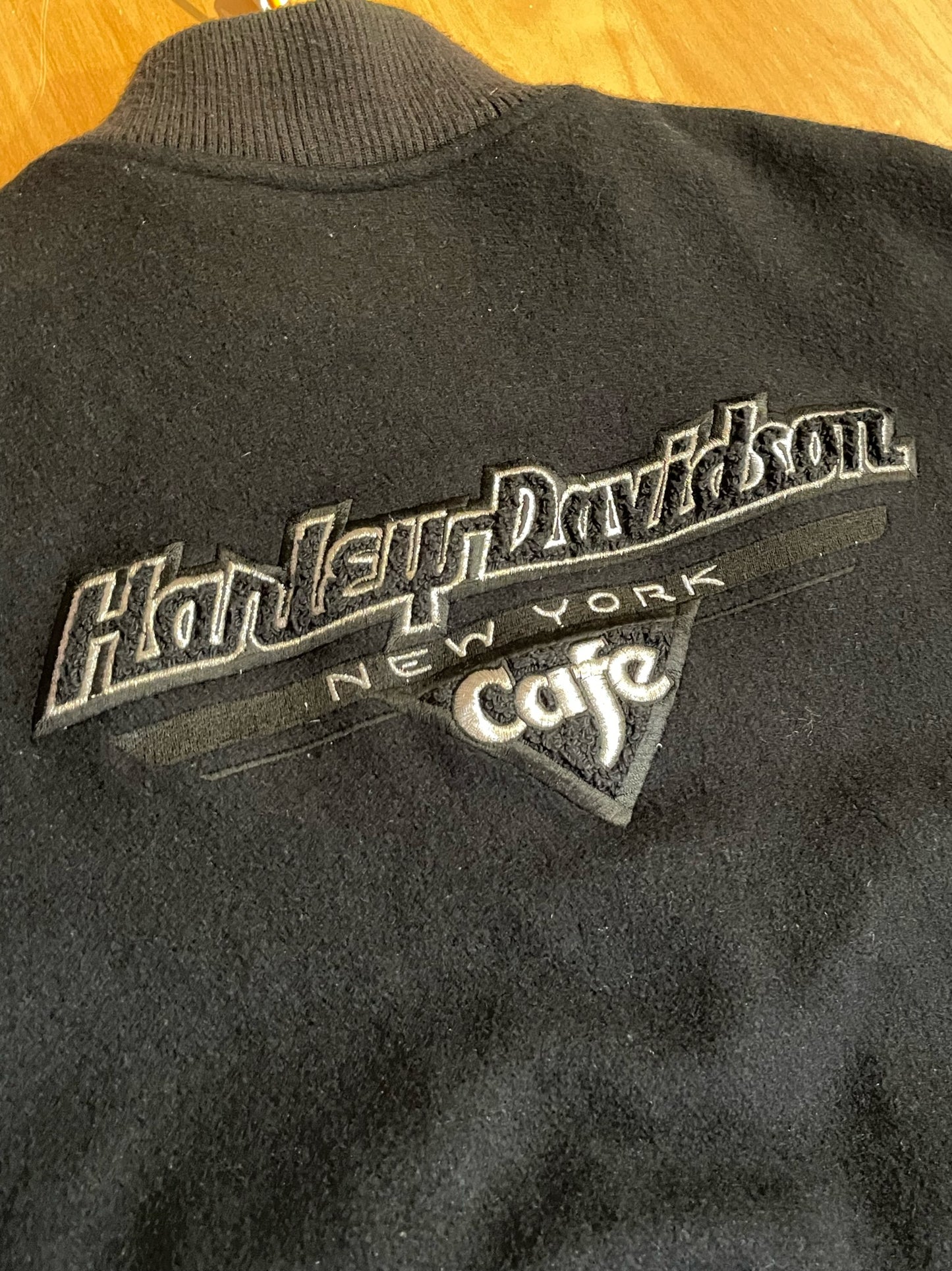 VINTAGE HARLEY DAVIDSON "NEW YORK CAFE" VARSITY JACKET SZ: L