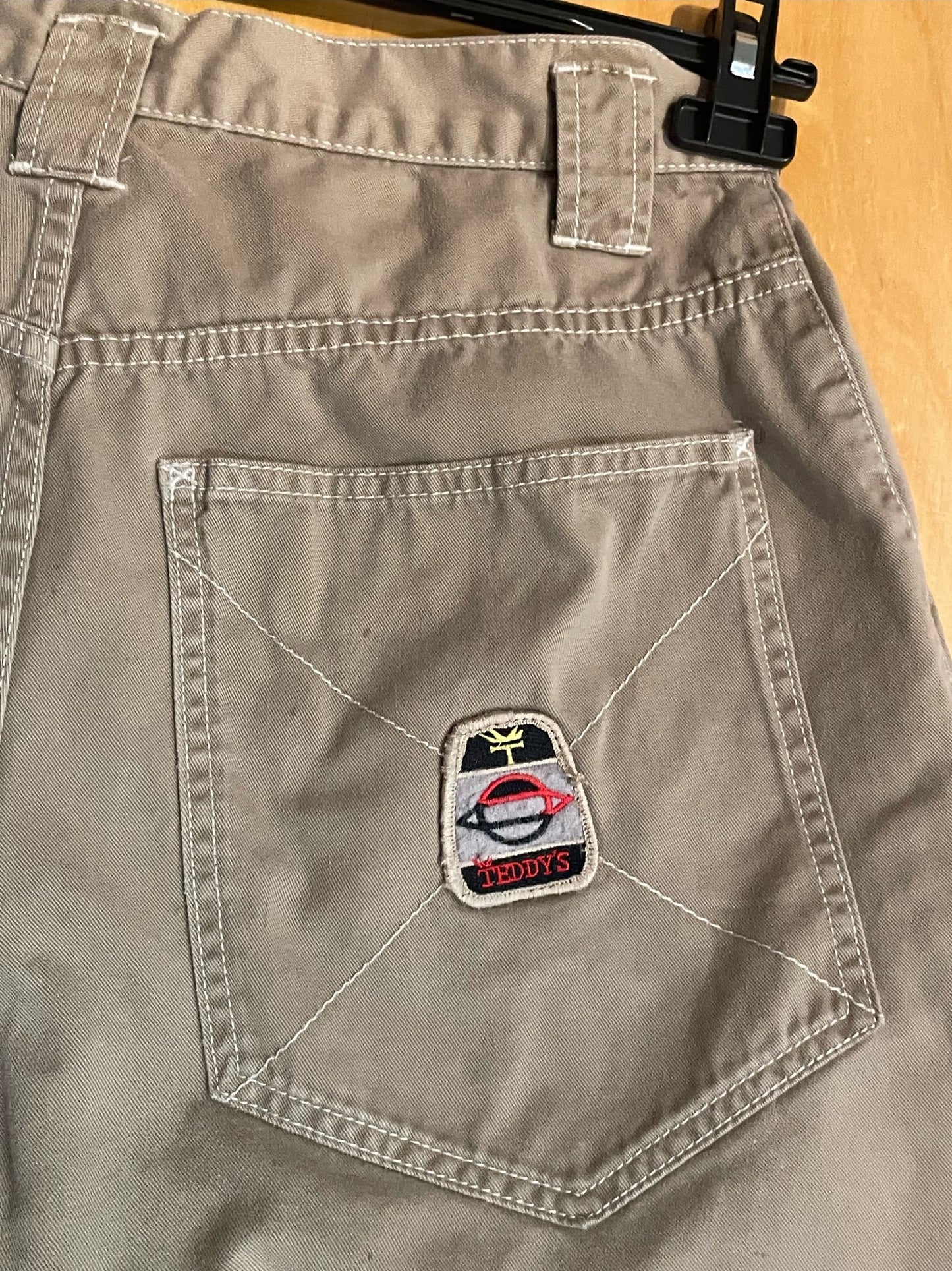 VINTAGE 90s TEDDY'S SHORTS  SZ: 36=30