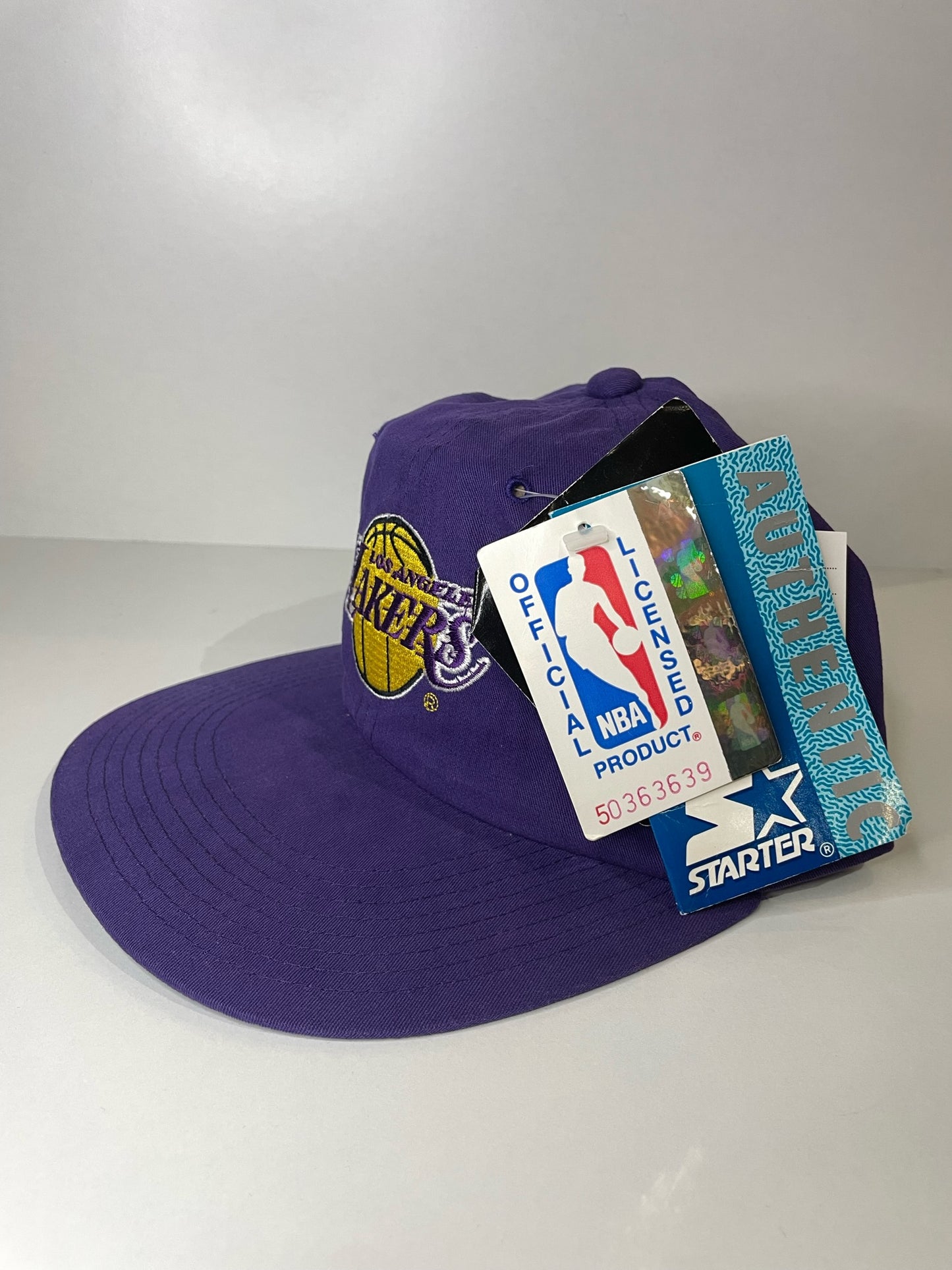 "DS" VINTAGE 90s LOS ANGELES LAKERS STARTER SNAPBACK CAP HAT