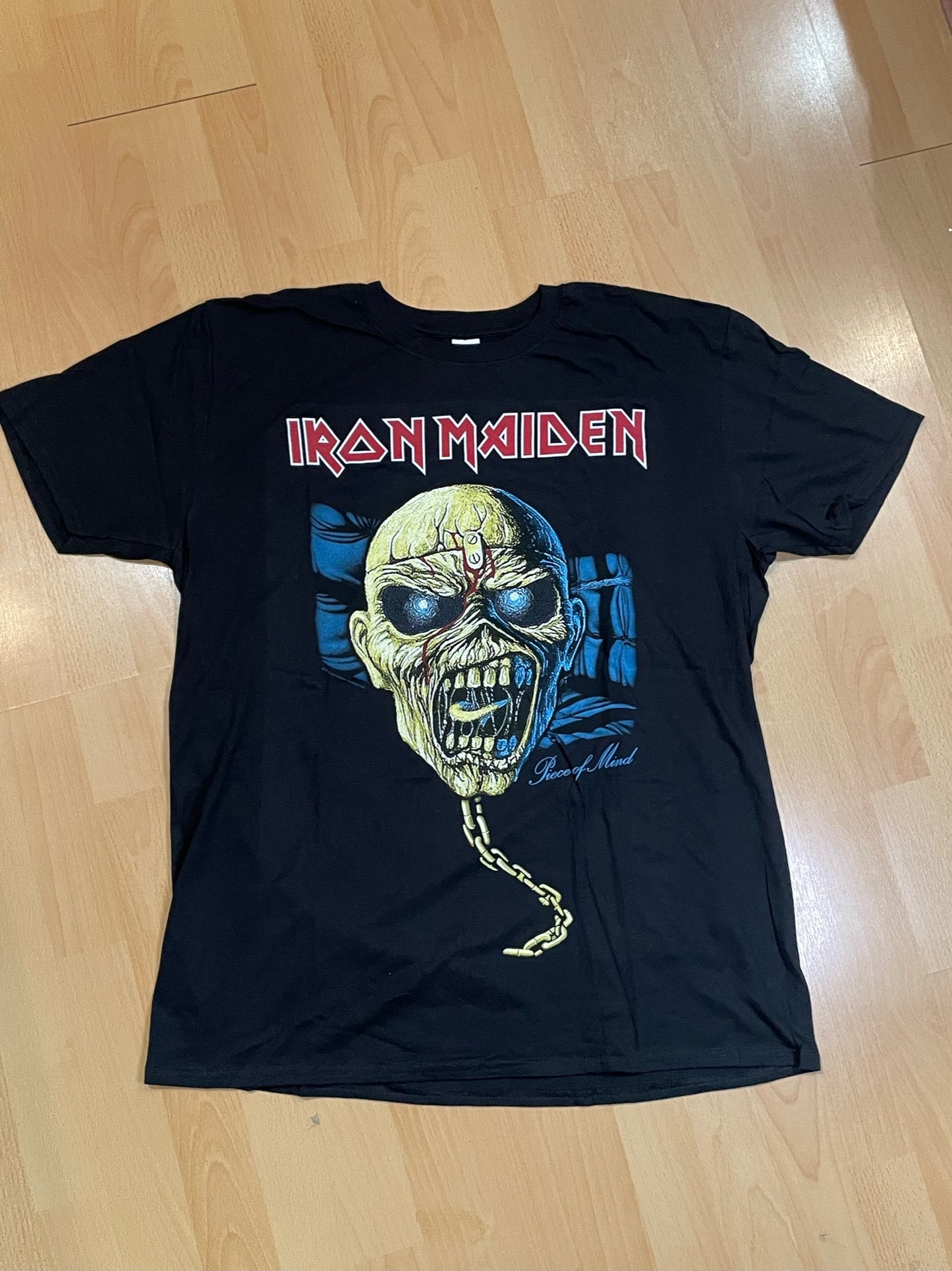 IRON MAIDEN "PIECE OF MIND" MUSIC BAND T-SHIRT SZ: XL