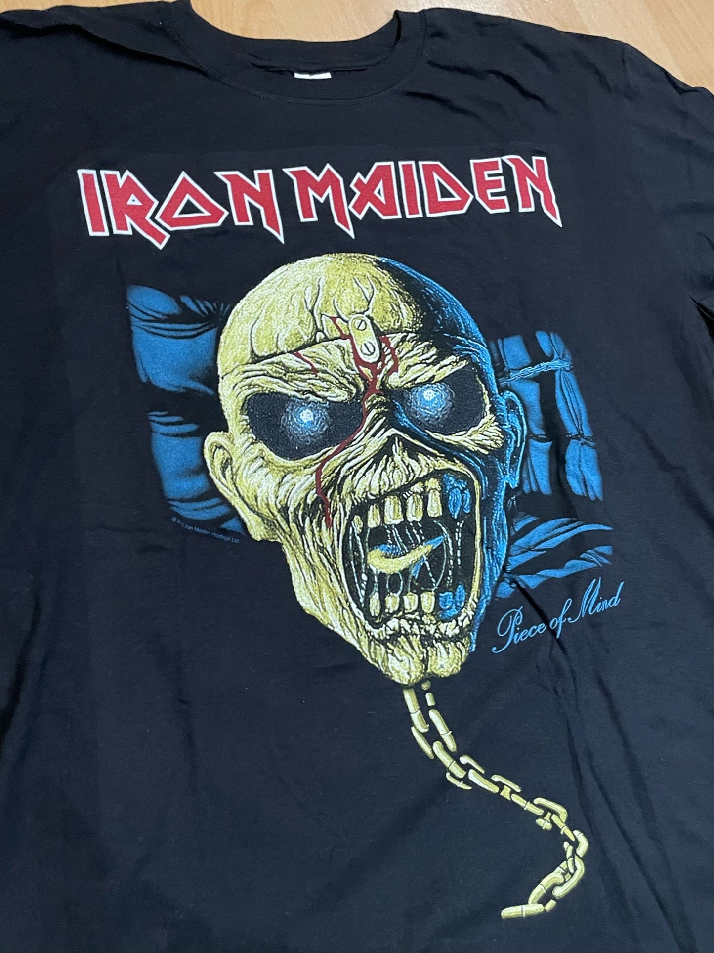 IRON MAIDEN "PIECE OF MIND" MUSIC BAND T-SHIRT SZ: XL