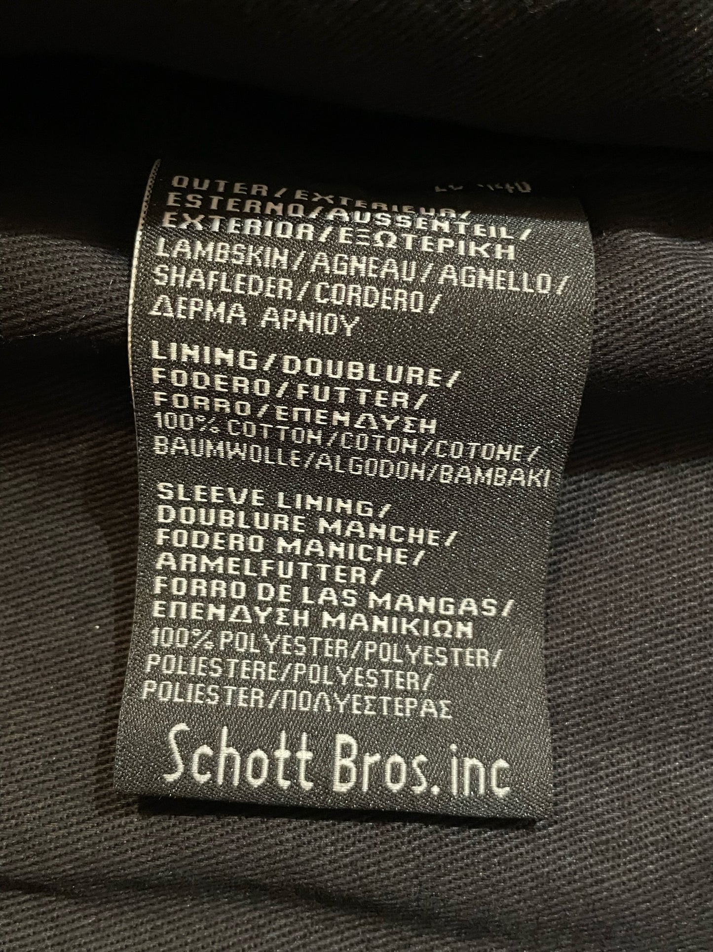 "BRAND NEW" SCHOTT N.Y.C LC1140 PERFECTO LEATHER JACKET SZ: M