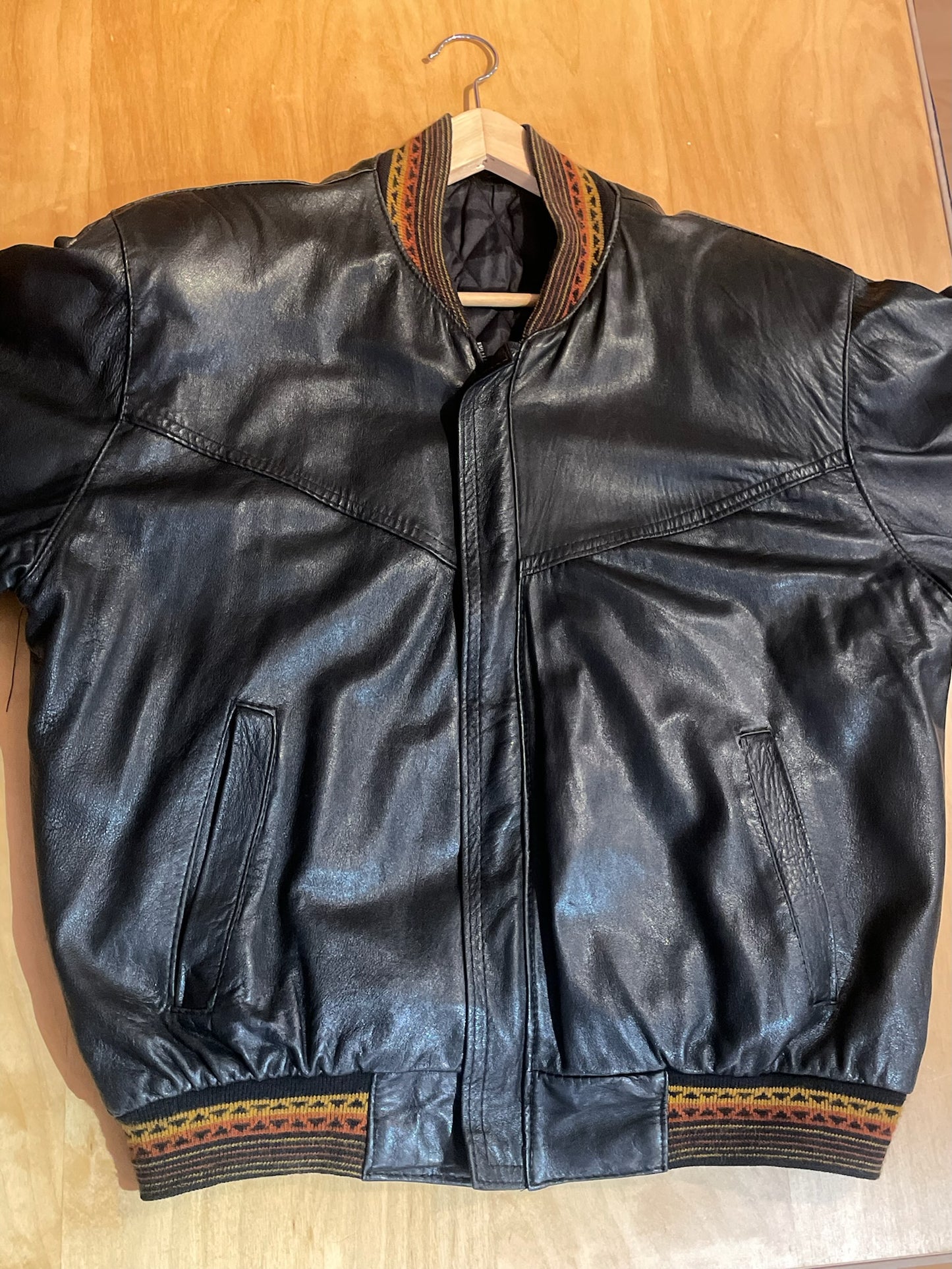 VINTAGE 80s BOMBER LEATHER JACKET SZ: S/M
