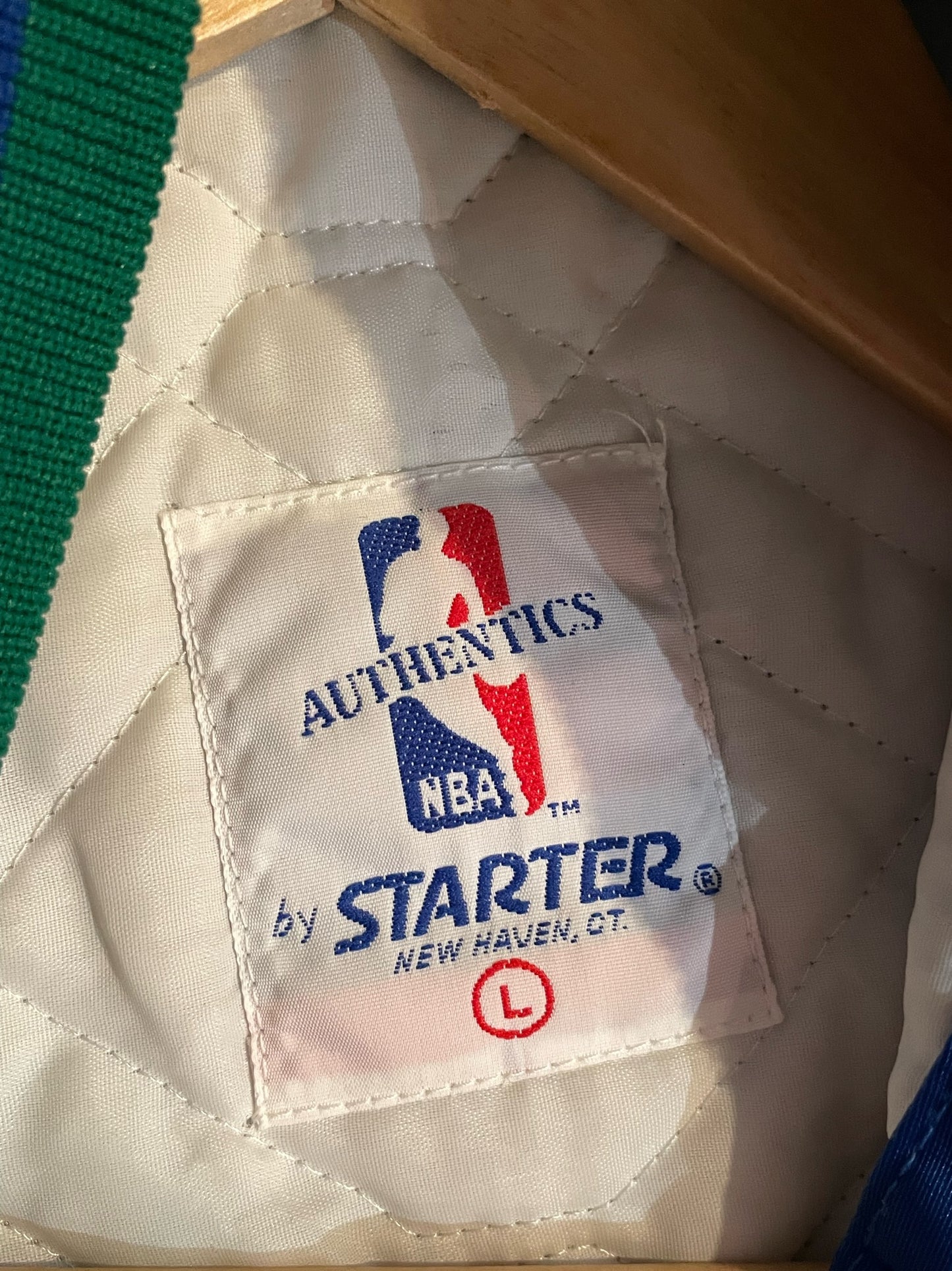VINTAGE 90s STARTER MINNESOTA TIMBERWOLVES NBA SATIN JACKET SZ: L