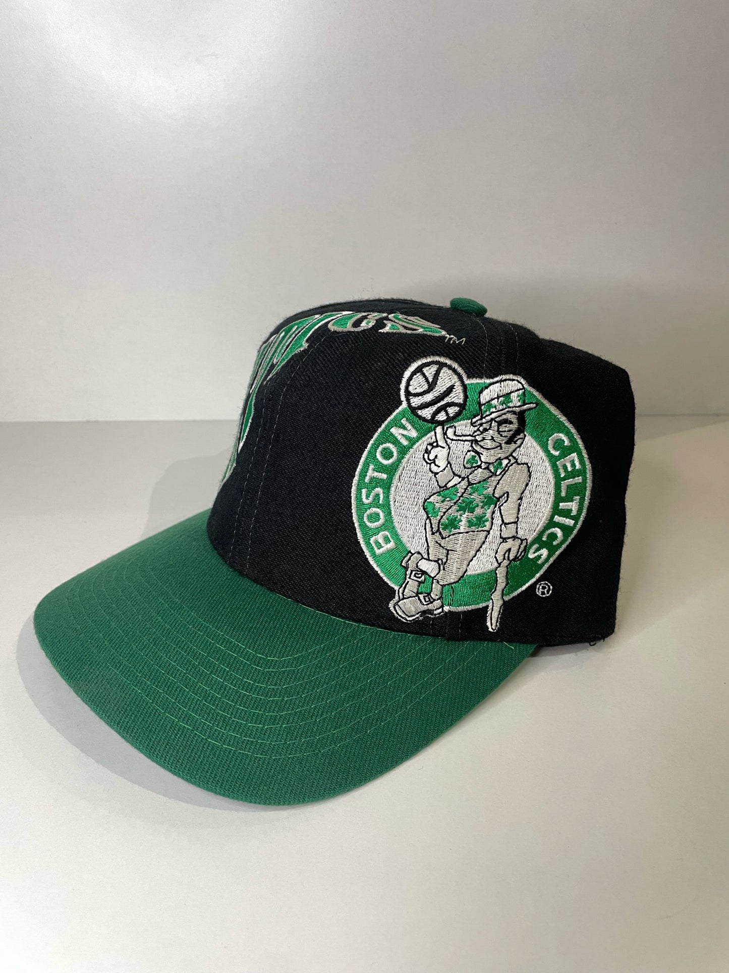 VINTAGE 90s BOSTON CELTICS T.E.I SNAPBACK CAP HAT