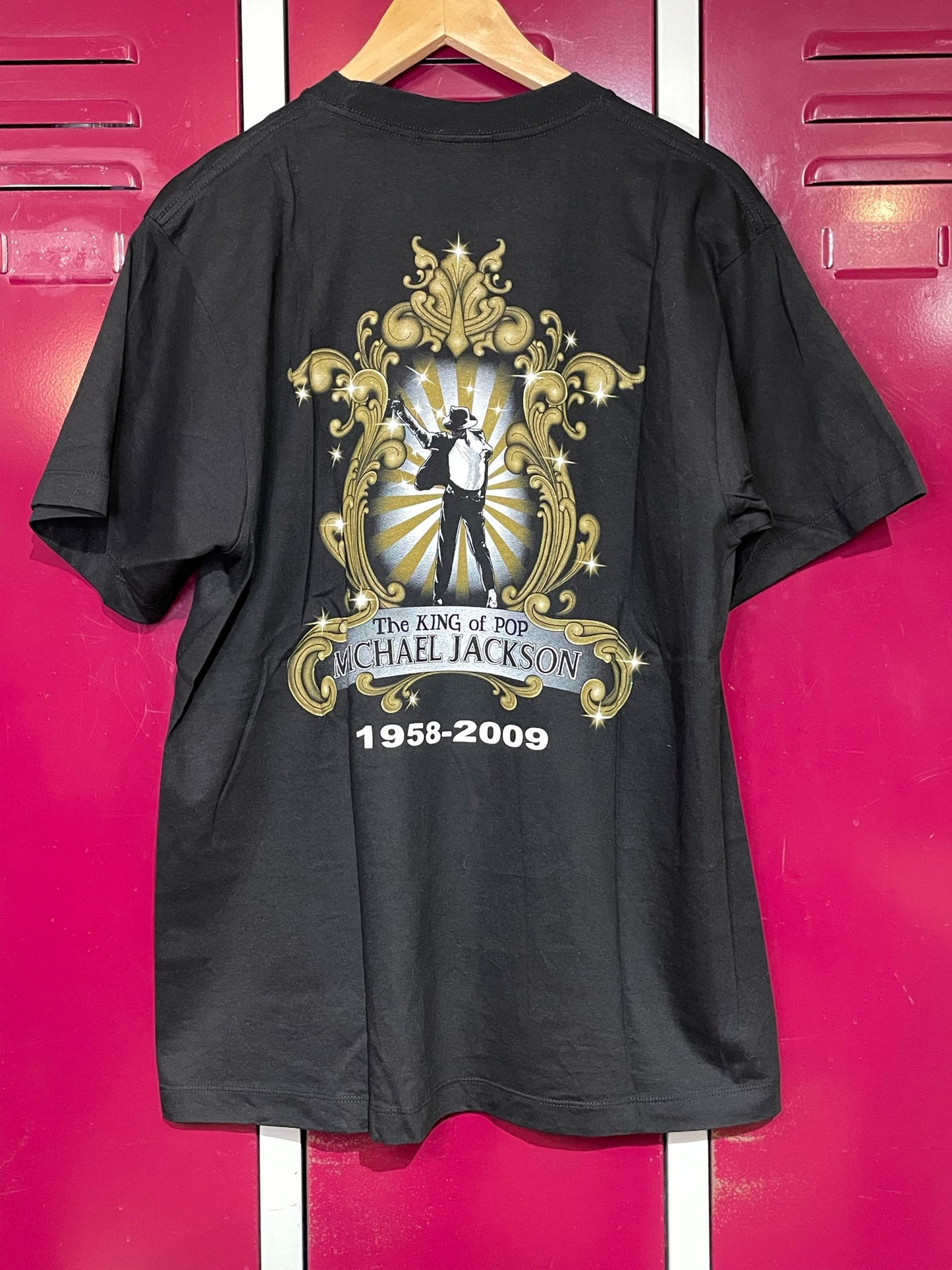 MICHAEL JACKSON "TRIBUTE" MUSIC T-SHIRT SZ: L