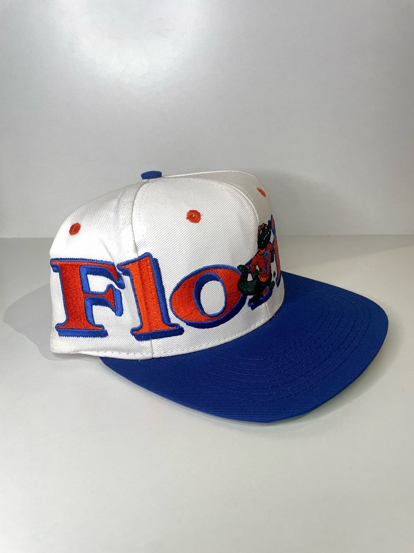 "DS" VINTAGE 90s FLORIDA GATORS LOGO 7 SNAPBACK CAP HAT