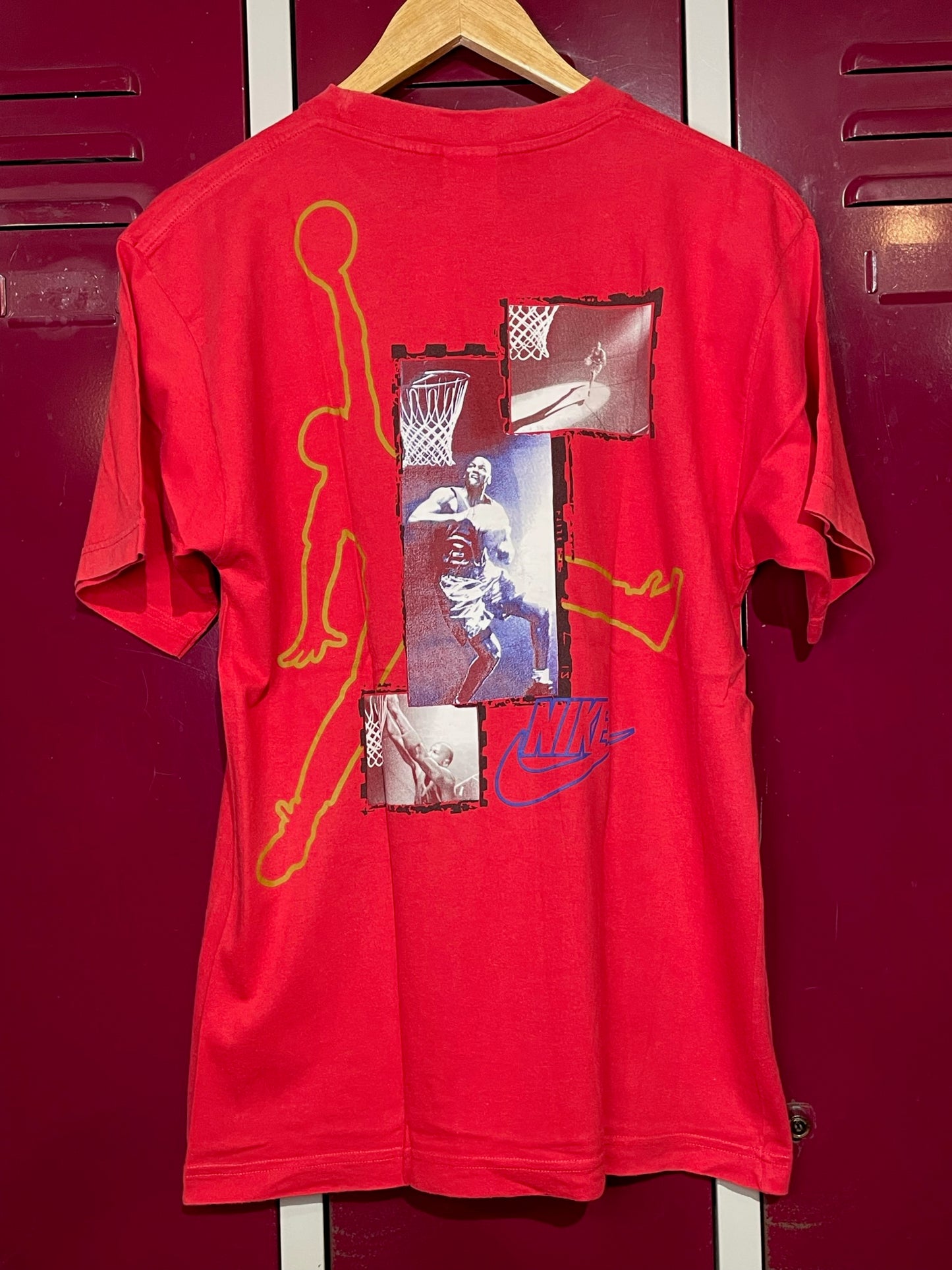 VINTAGE 90s NIKE AIR JORDAN "BACK PICTURES" NBA T-SHIRT SZ: M