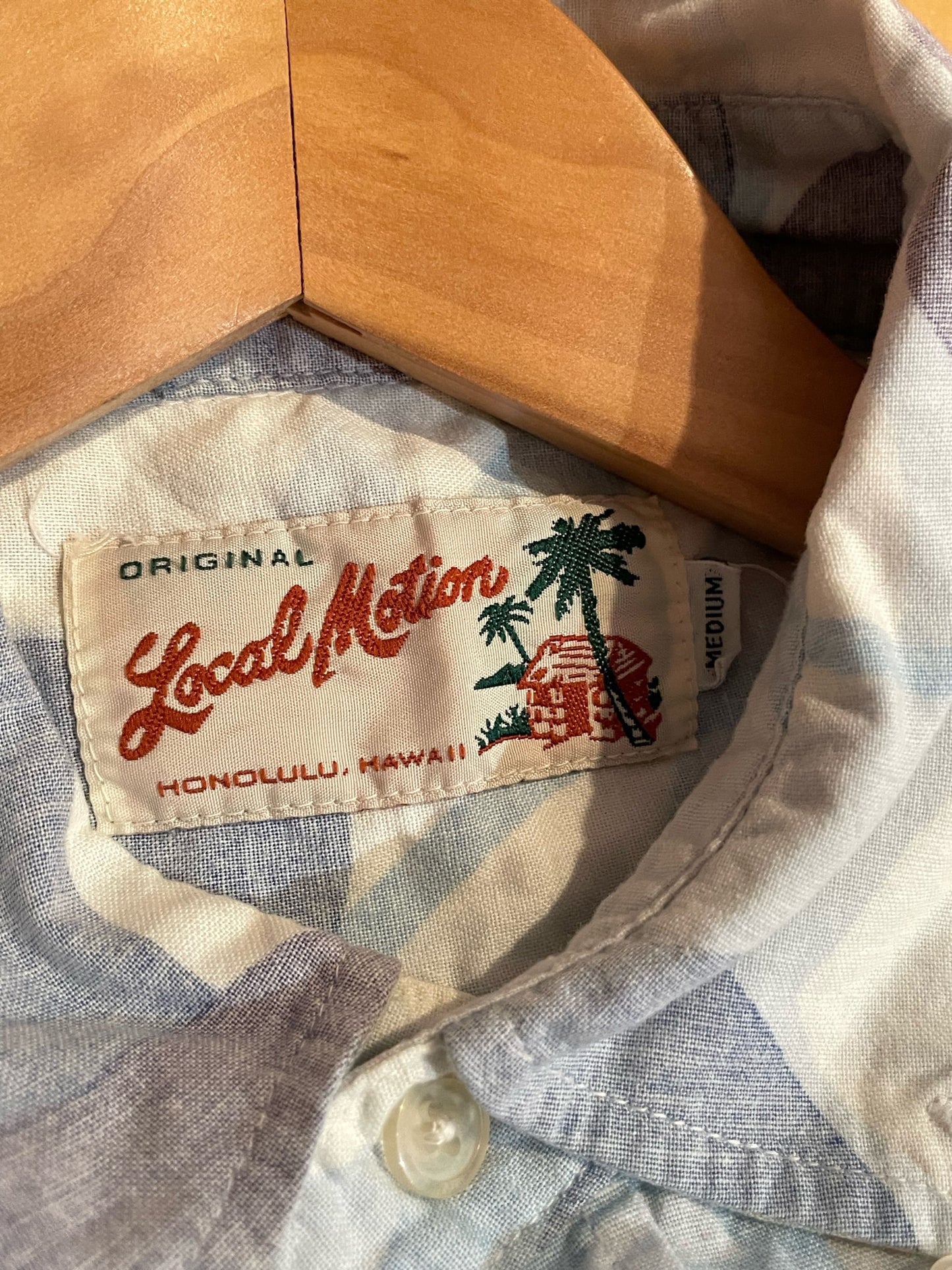 VINTAGE LOCAL MOTION ORIGINAL HAWAIIAN SHORT SLEEVES SHIRT  SZ: M