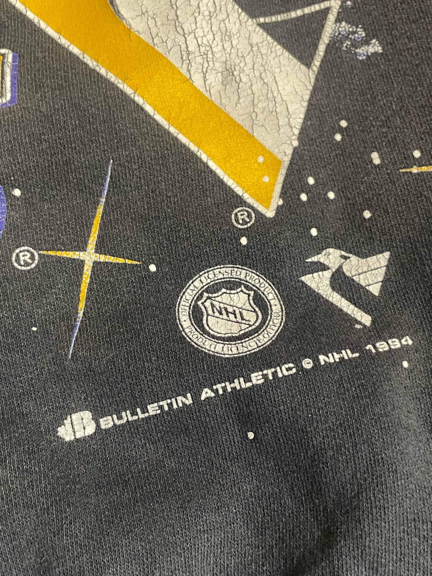 VINTAGE 1994 BULLETIN ATHLETIC PITTSBURGH PENGUINS NHL HOCKEY CREWNECK SWEATSHIRT SZ: 2 = XL