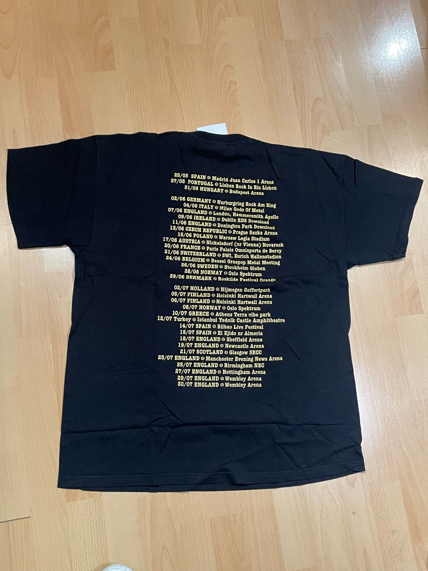 GUNS N ROSES "EUROPE TOUR 2006" MUSIC BAND T-SHIRT SZ: XL