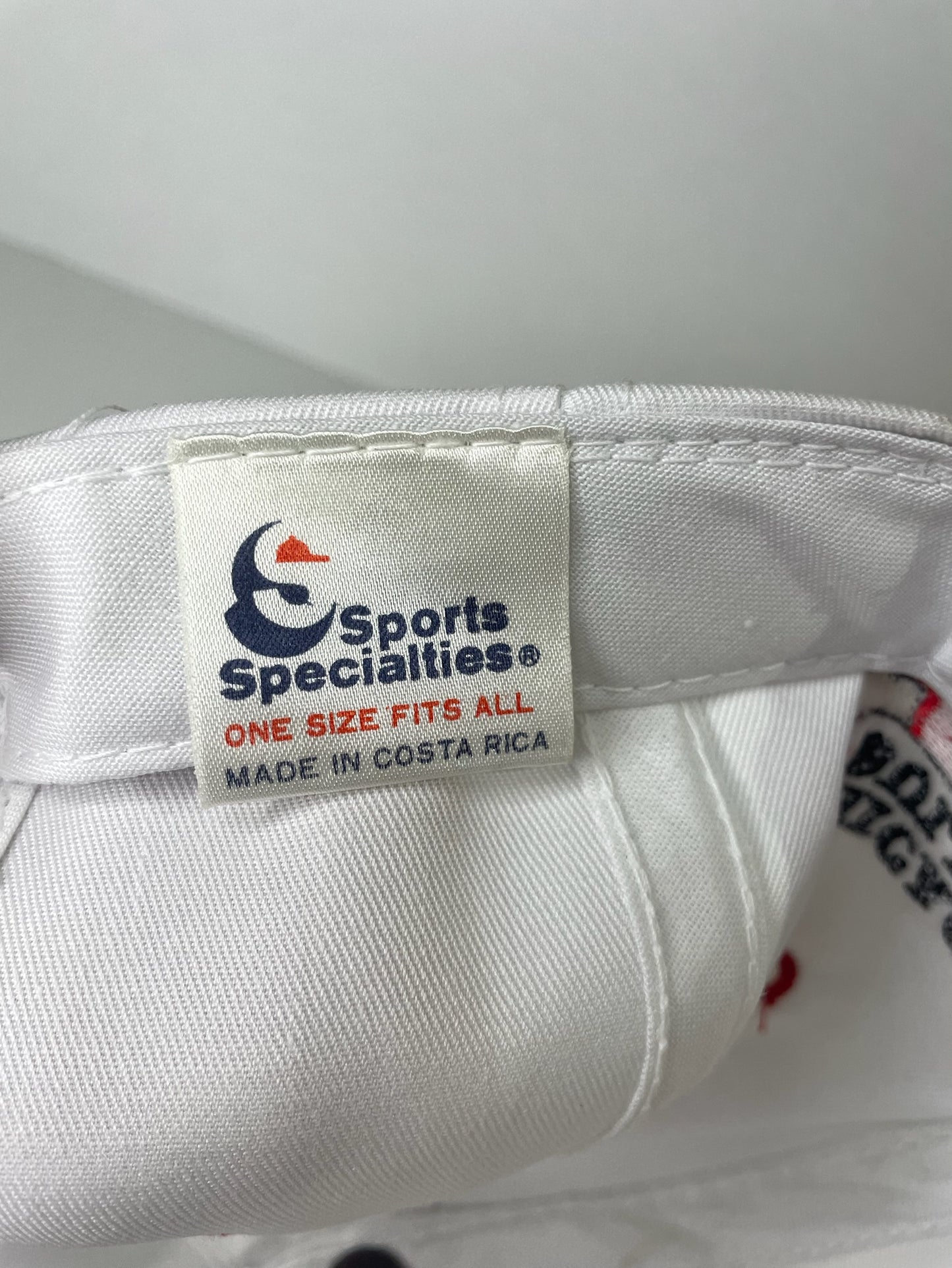"DS" VINTAGE 90s CHICAGO BULLS SPORTS SPECIALTIES SCRIPT SNAPBACK HAT