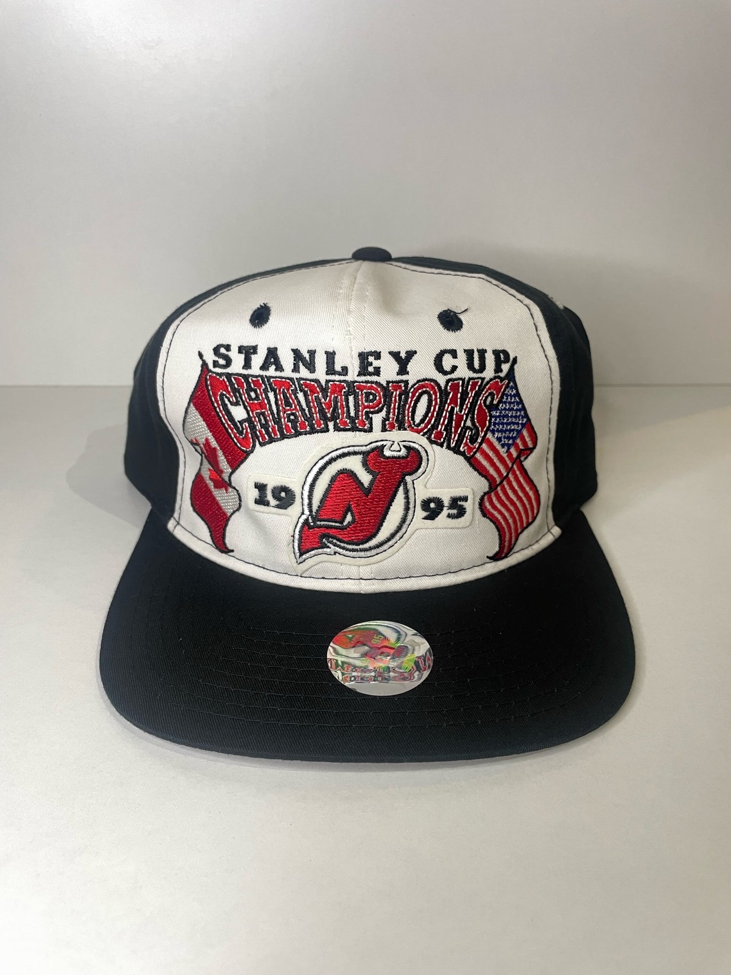 VINTAGE 90s NEW JERSEY DEVILS STARTER SNAPBACK CAP HAT