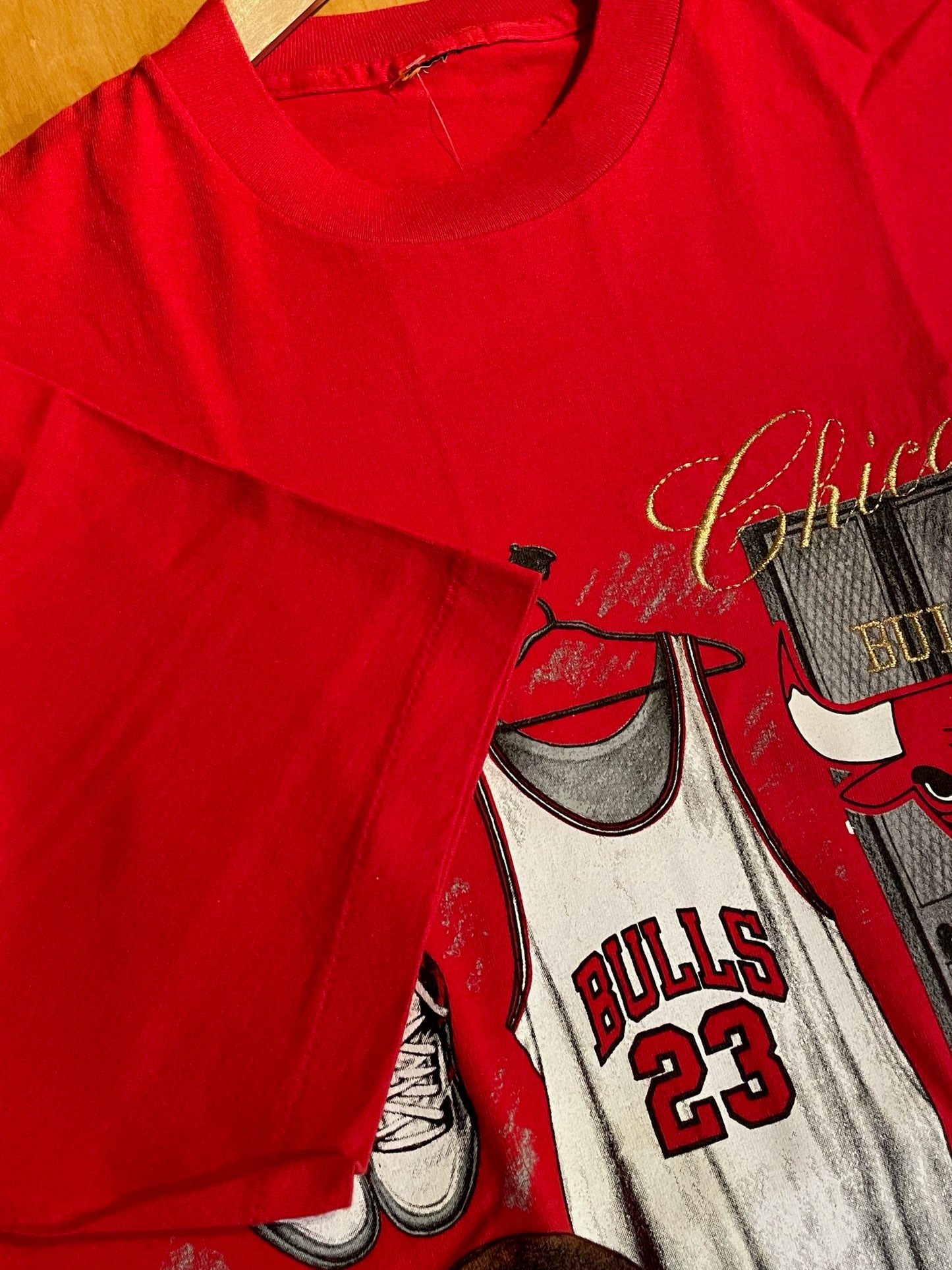 VINTAGE 90s NUTMEG CHICAGO BULLS "JORDAN" NBA T-SHIRT SZ: L