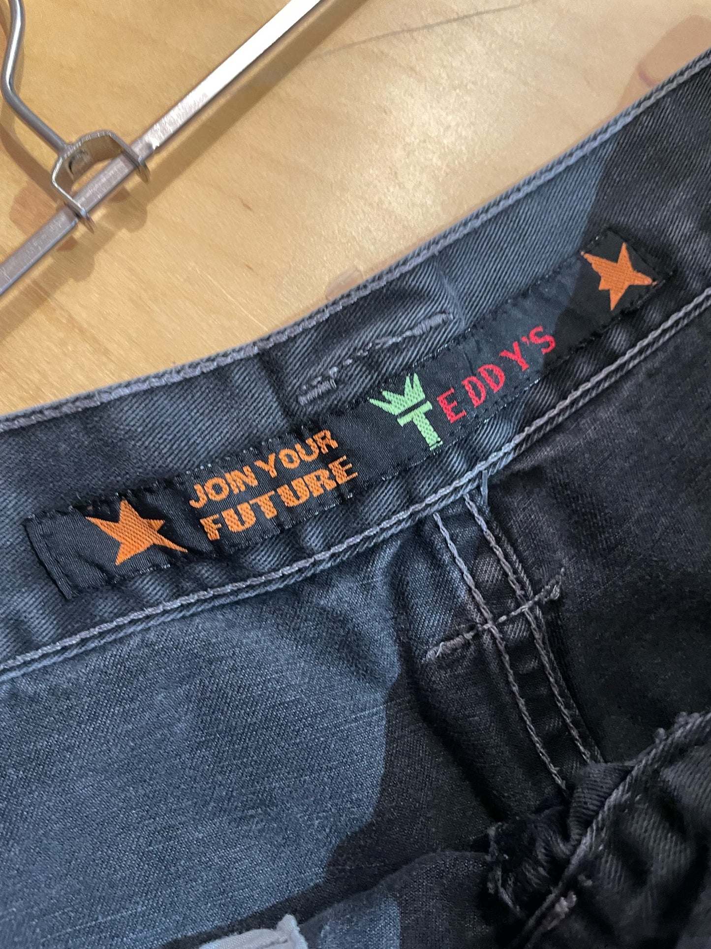 VINTAGE 90s TEDDY'S SHORTS  SZ: 38=32