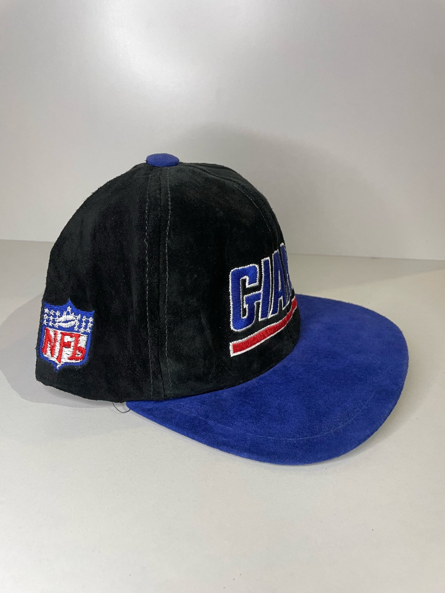 VINTAGE 90s NEW YORK GIANTS SUEDE/LEATHER SNAPBACK CAP HAT