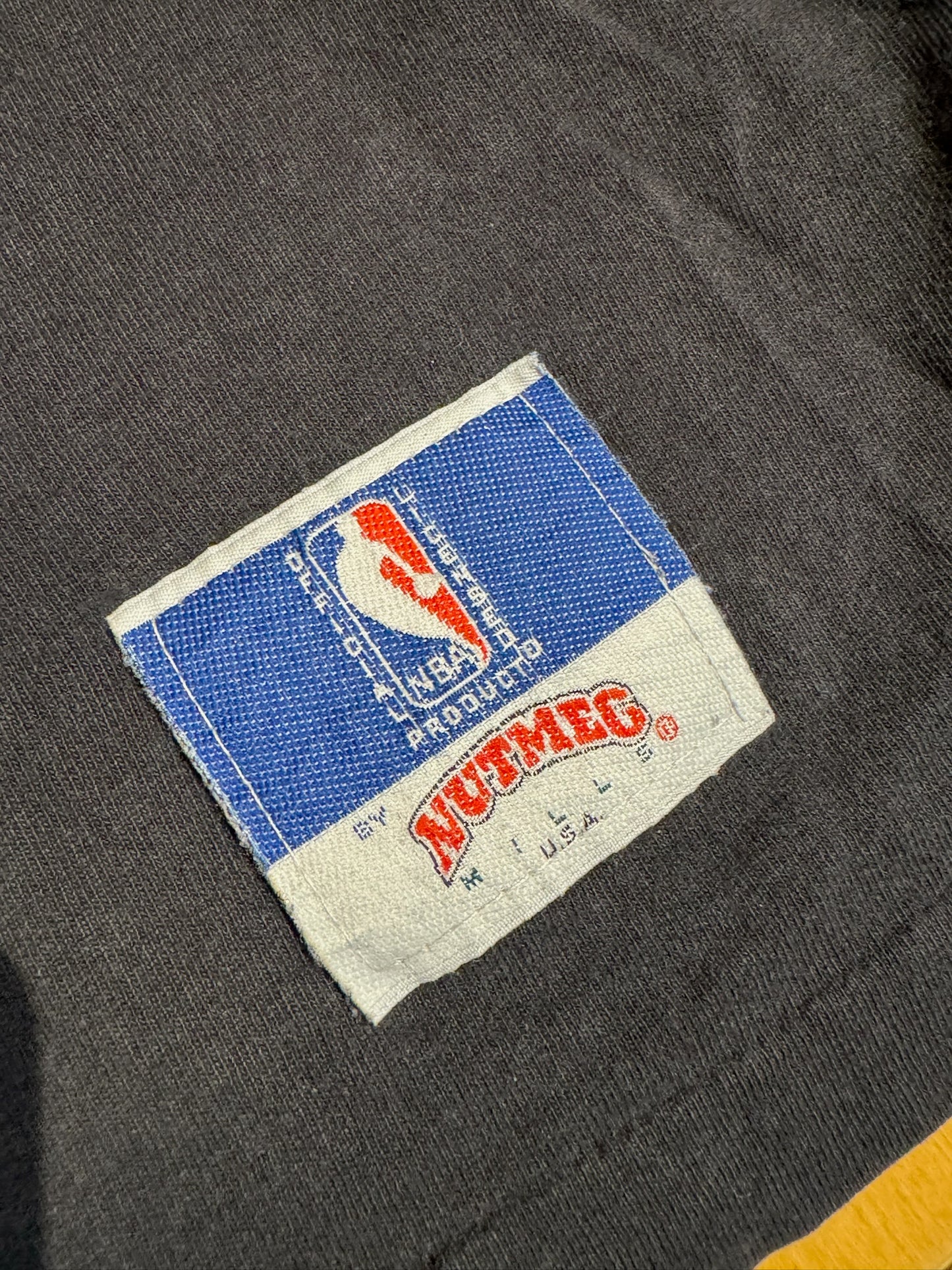 VINTAGE 90s NUTMEG CHICAGO BULLS NBA T-SHIRT SZ: XL