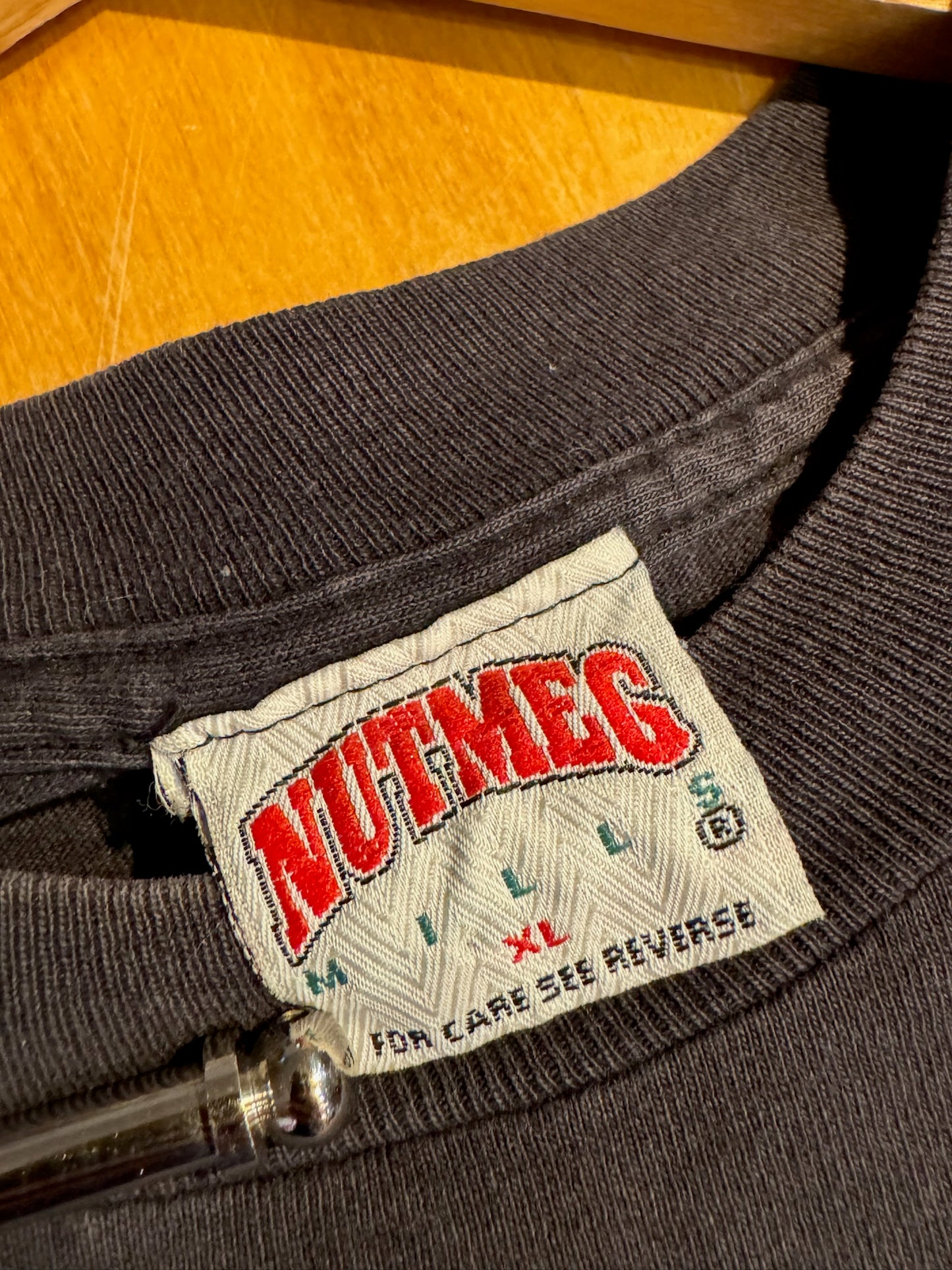 VINTAGE 90s NUTMEG CHICAGO BULLS NBA T-SHIRT SZ: XL
