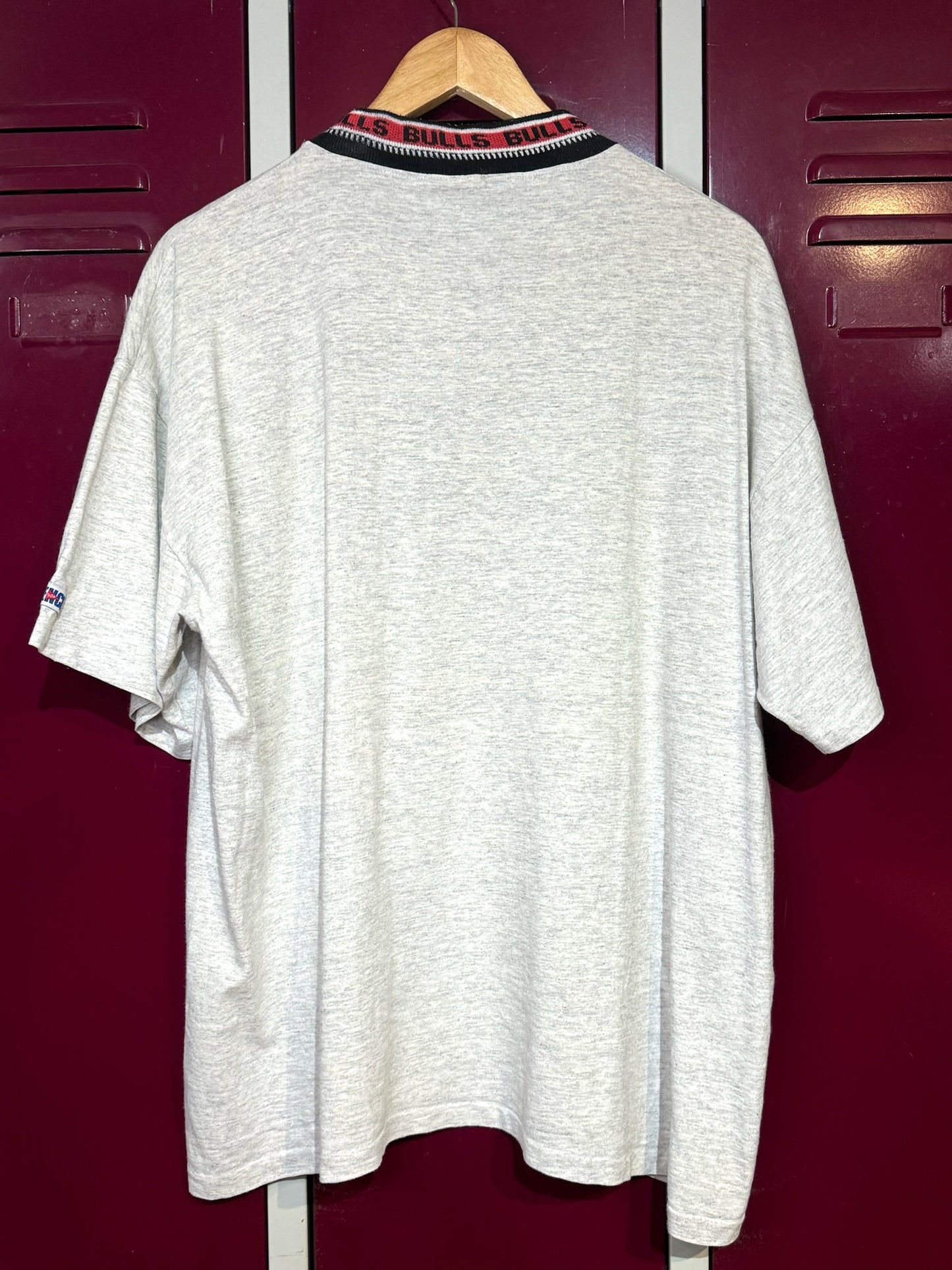 VINTAGE 90S CHICAGO BULLS TRENCH ULTRA T-SHIRT SZ: XL