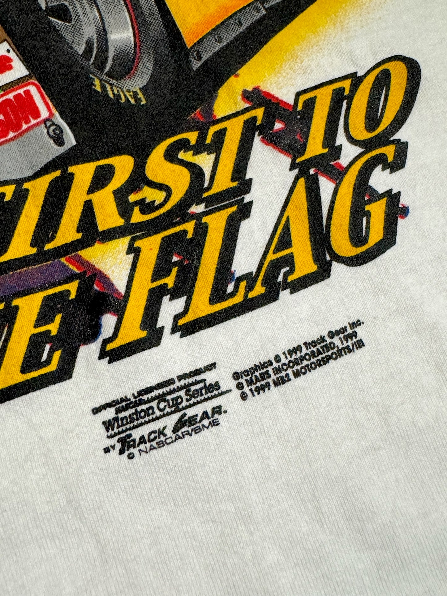 VINTAGE 1999 IRVAN ERNIE "FIRST TO THE FLAG" NASCAR TULTEX T-SHIRT SZ: XL