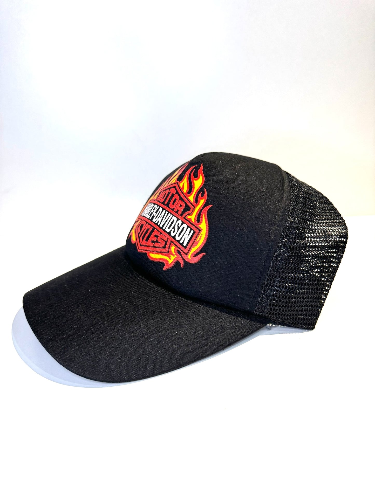 VINTAGE HARLEY DAVIDSON "LOGO FLAMES" MOTORCYCLE TRUCKER SNAPBACK CAP HAT