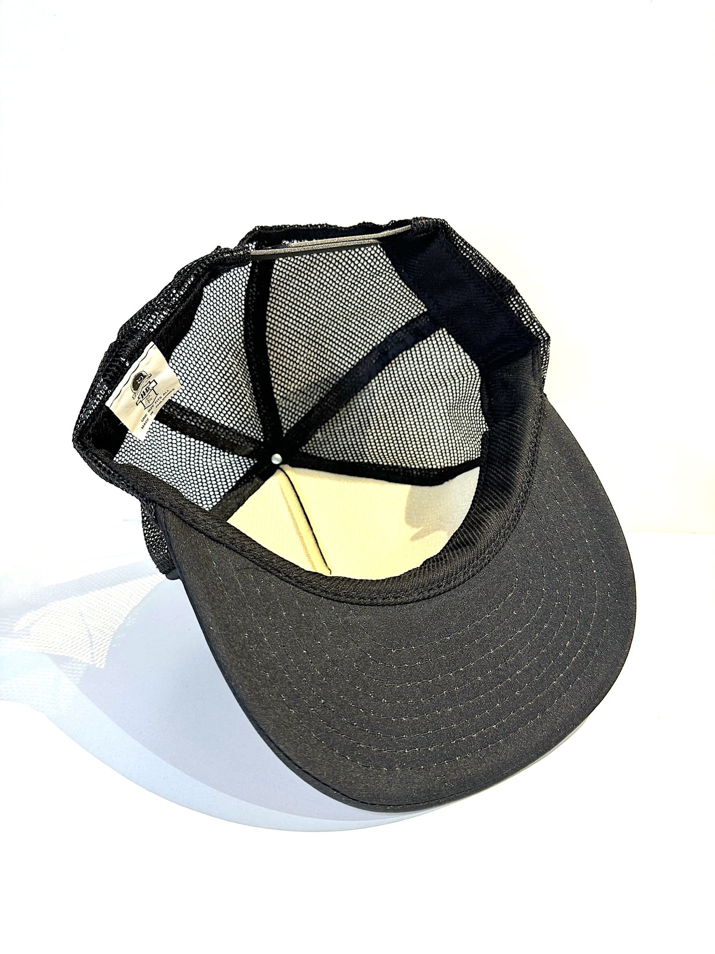 "NEW" VINTAGE 80s HARLEY DAVIDSON "EAGLE HEAD" MOTORCYCLE TRUCKER SNAPBACK CAP HAT
