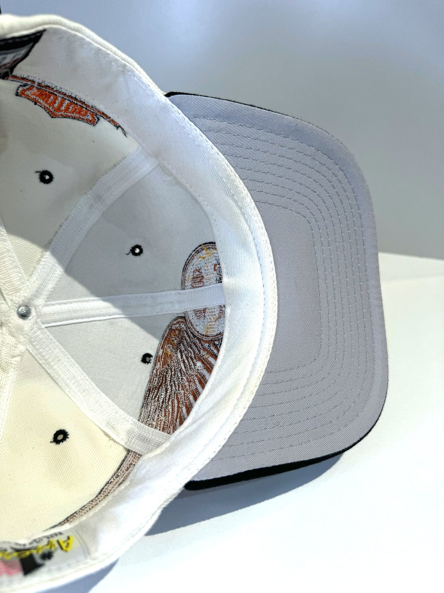 VINTAGE 90s HARLEY DAVIDSON "WING SIDE" MOTORCYCLE SNAPBACK CAP HAT