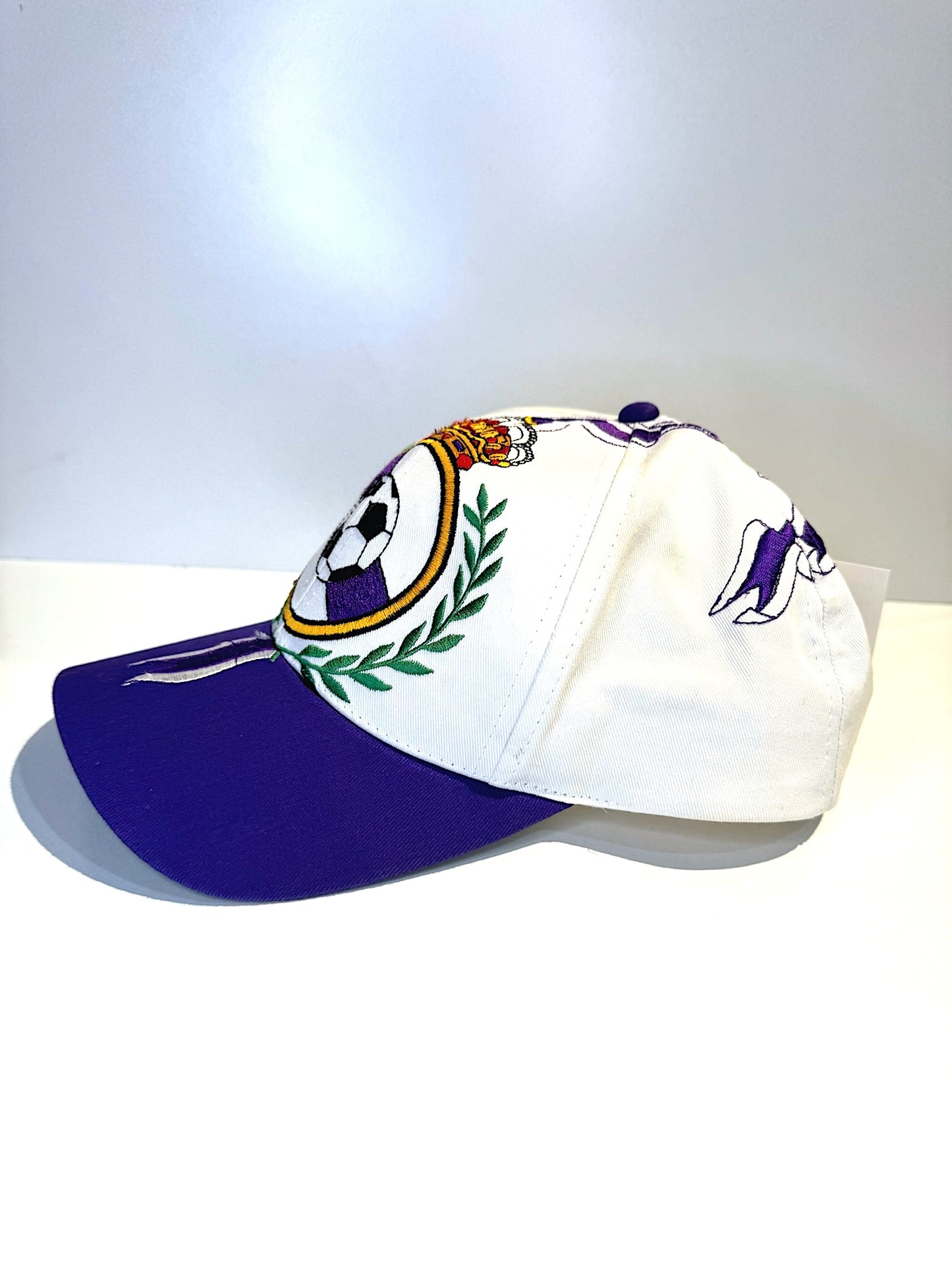 VINTAGE 90s REAL MADRID SOCCER SNAPBACK CAP HAT