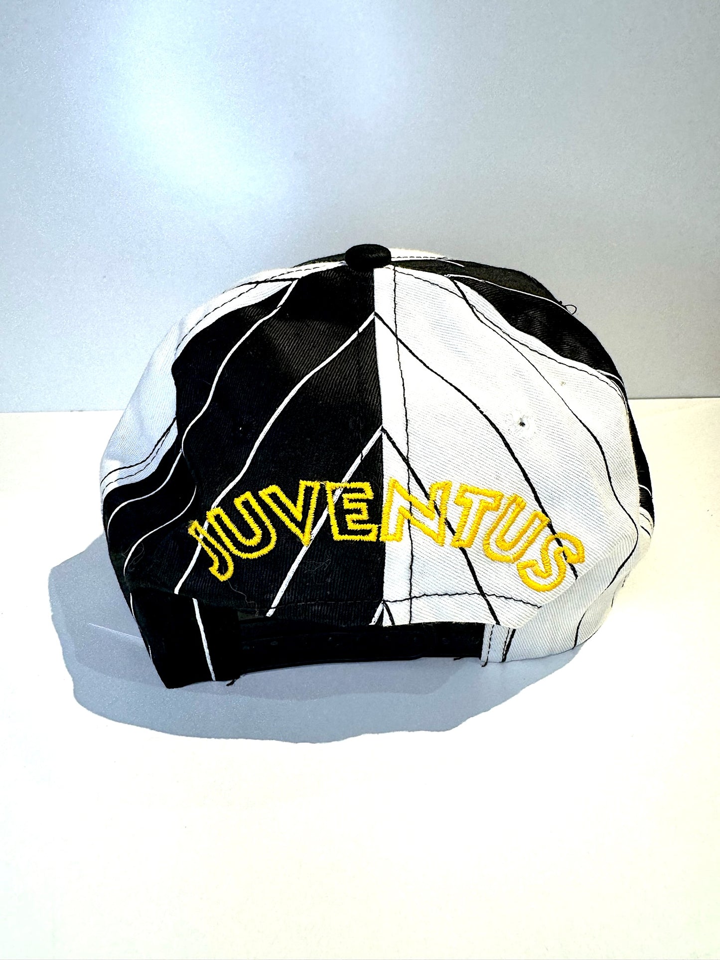 VINTAGE 90s JUVENTUS TURIN SOCCER SNAPBACK CAP HAT