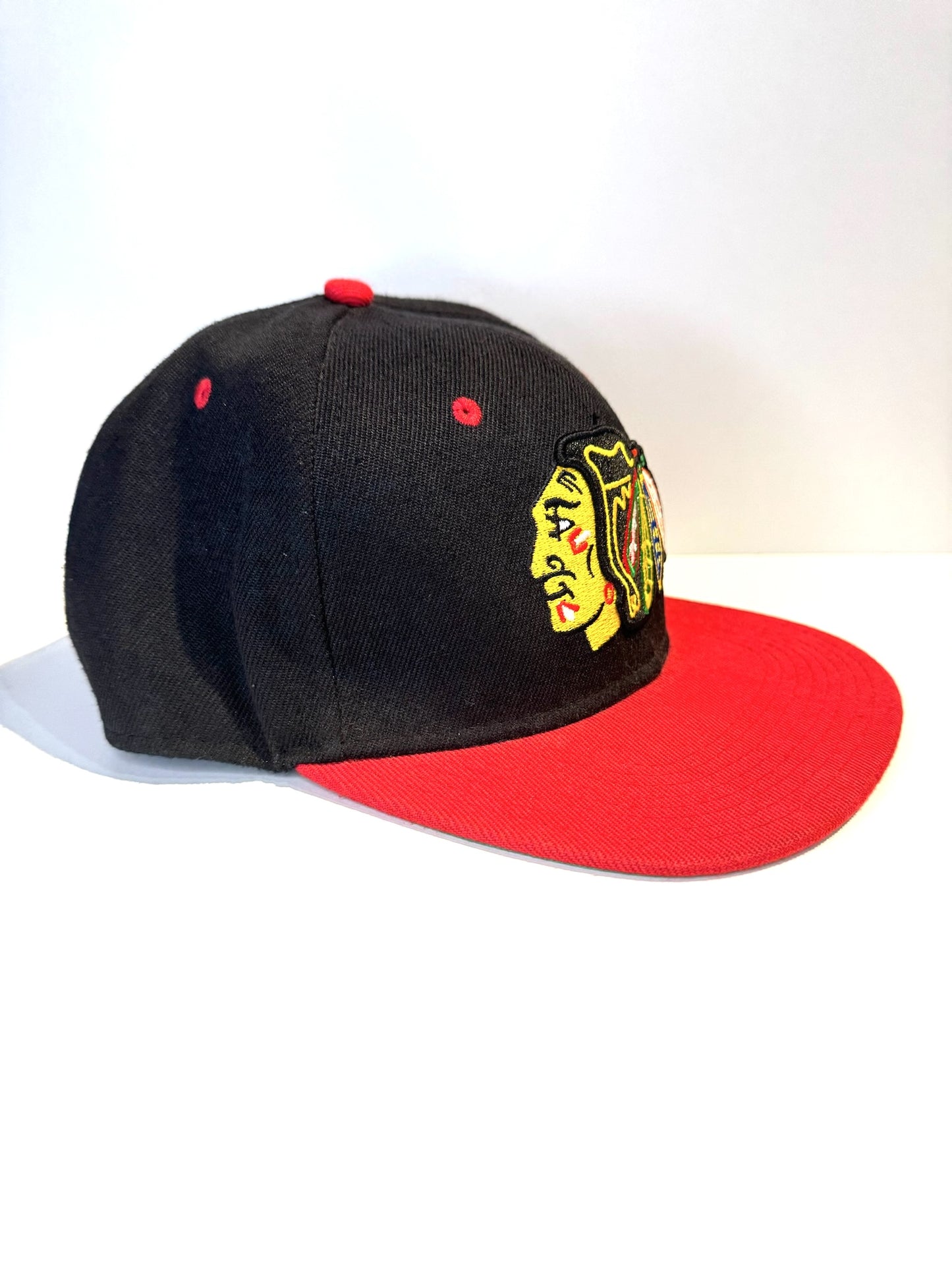VINTAGE CHICAGO BLACKHAWKS TISA SNAPBACK CAP HAT