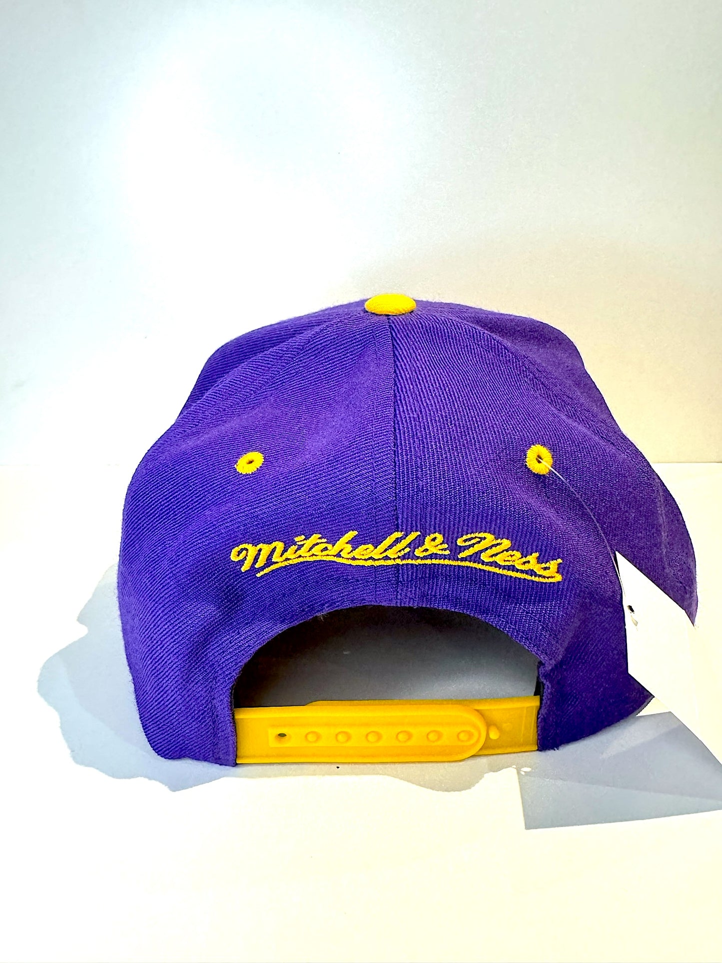 LOS ANGELES LAKERS MITCHELL & NESS SNAPBACK CAP HAT